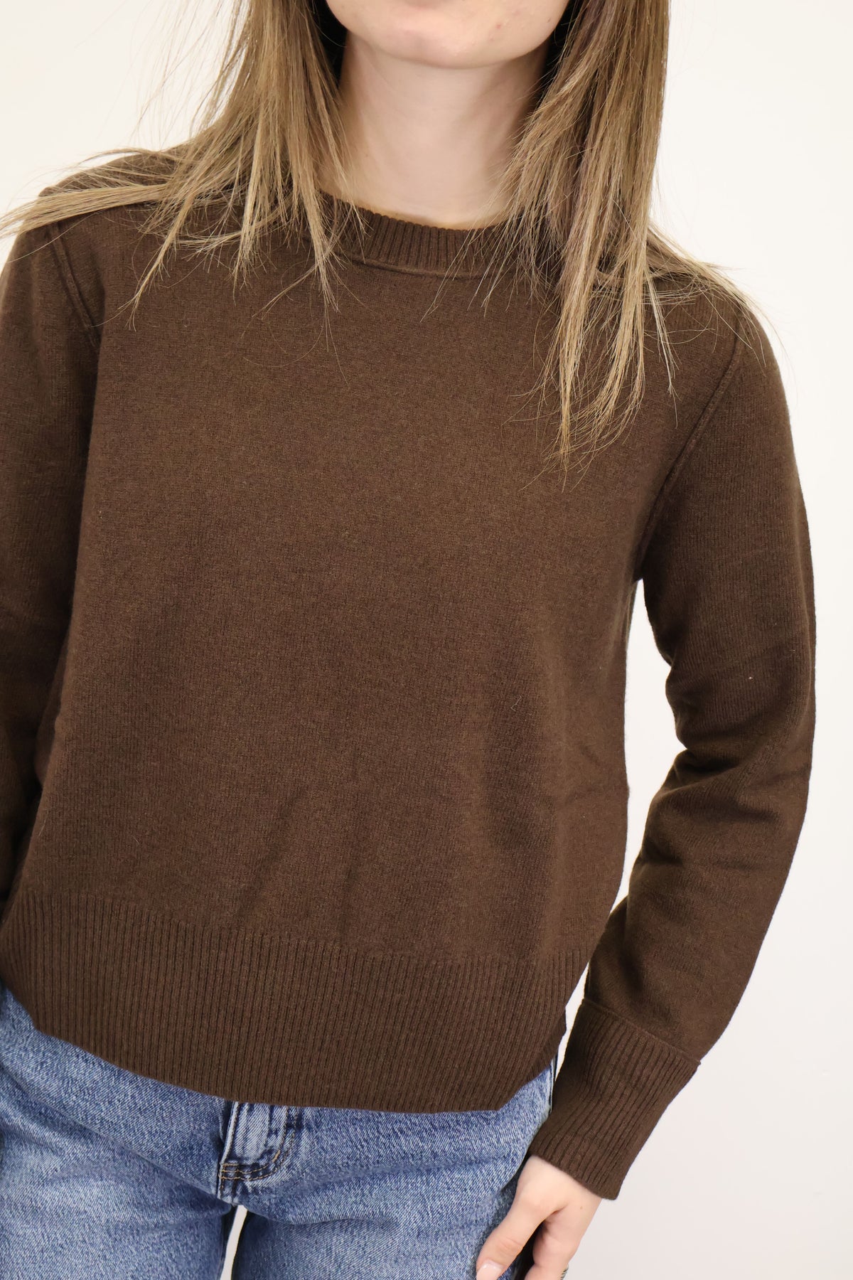 Maglione girocollo 100% lana marrone Tensione In