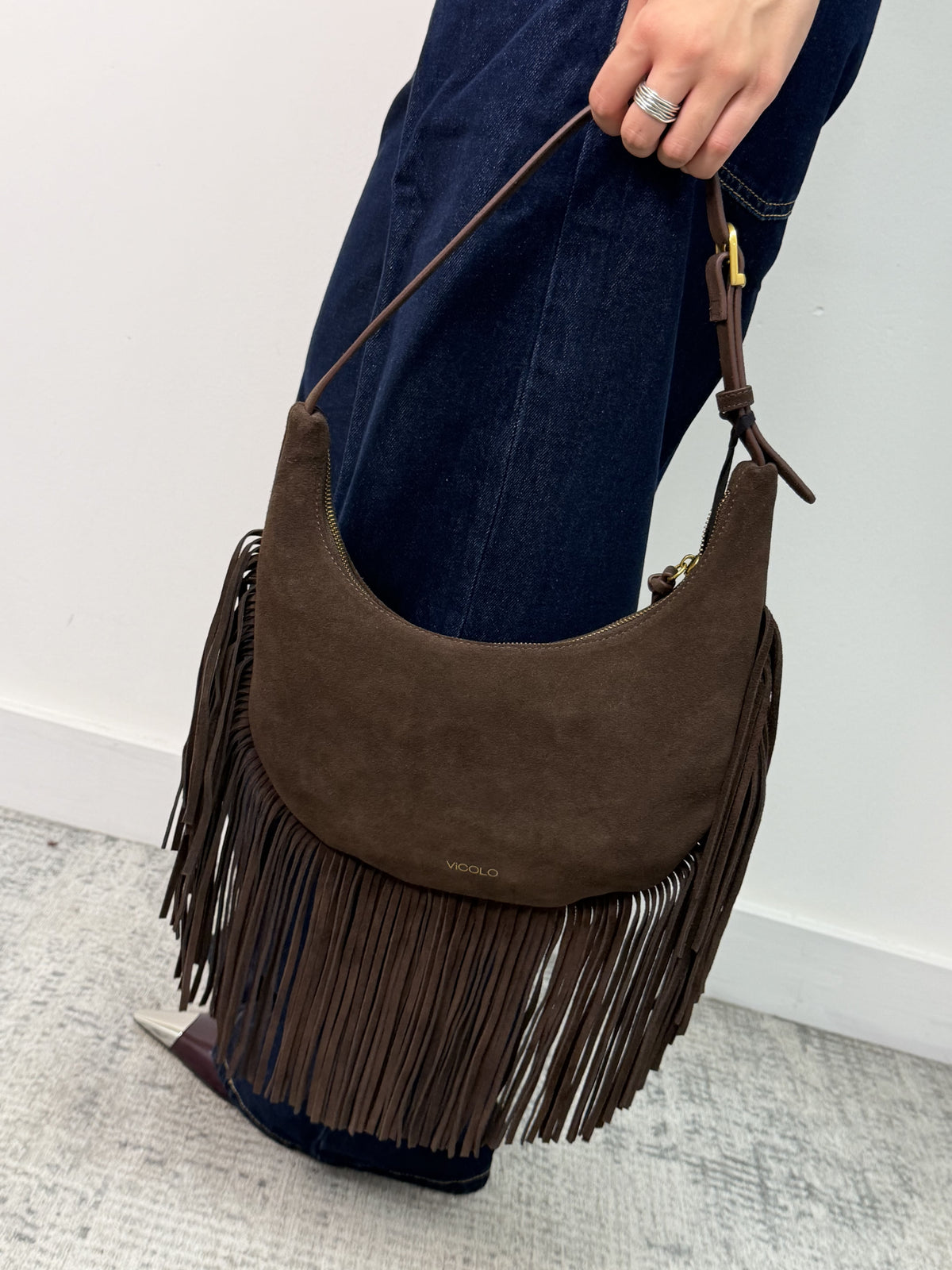Borsa Calida hobo con frange e borchie Vicolo