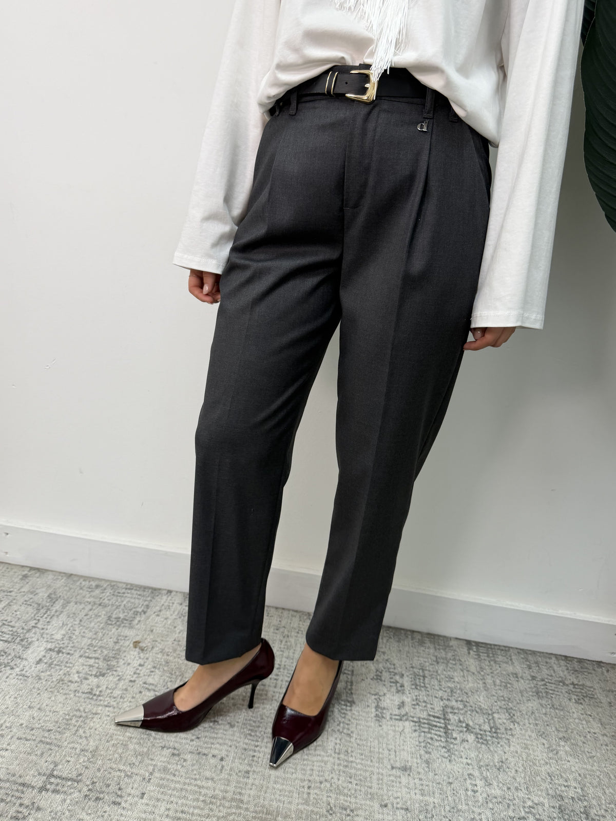 Pantalone sigaretta con pinces Dixie