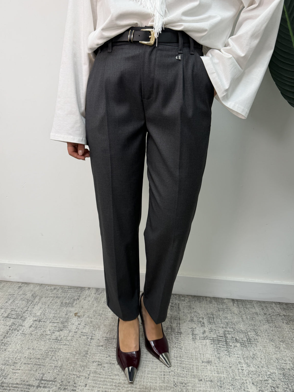 Pantalone sigaretta con pinces Dixie