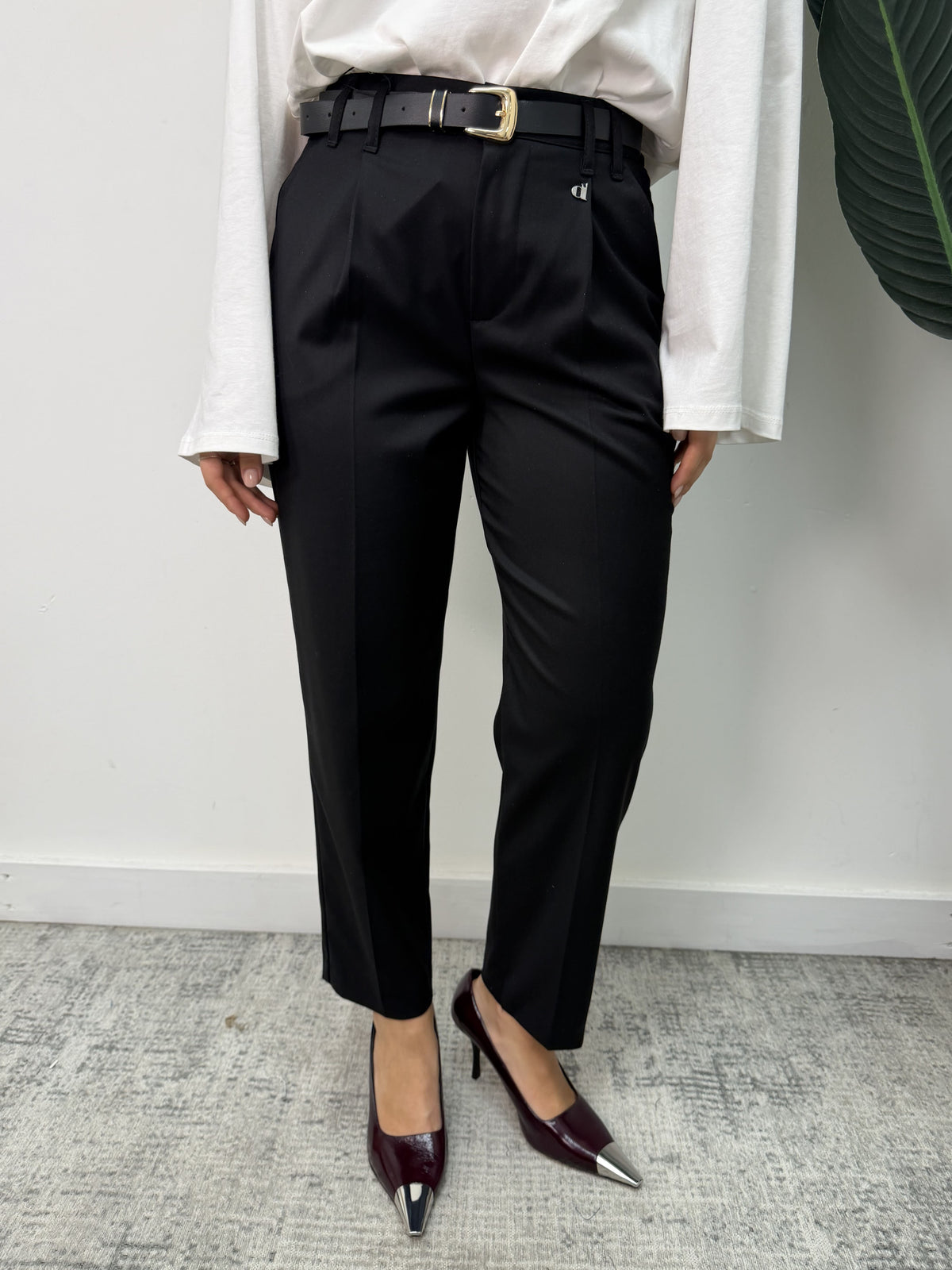 Pantalone sigaretta con pinces Dixie