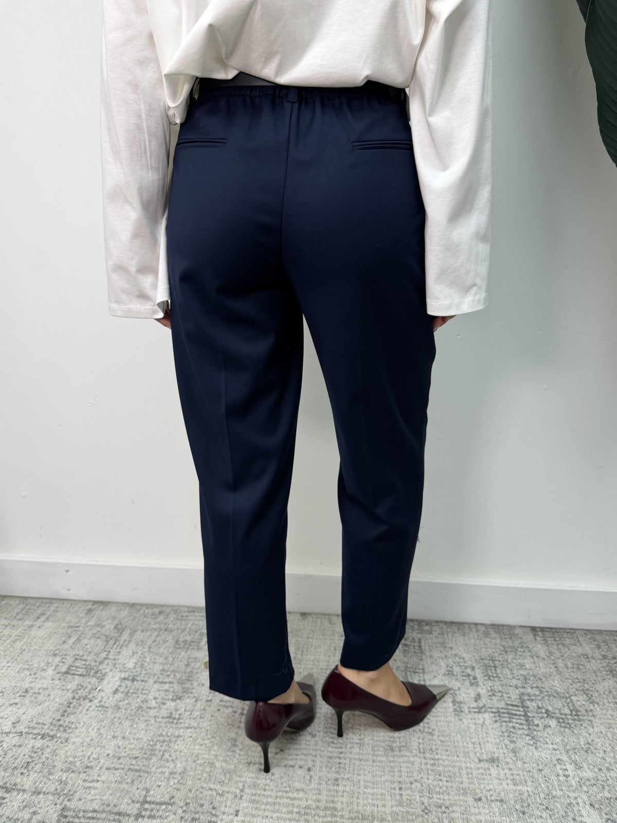 Pantalone sigaretta con pinces Dixie