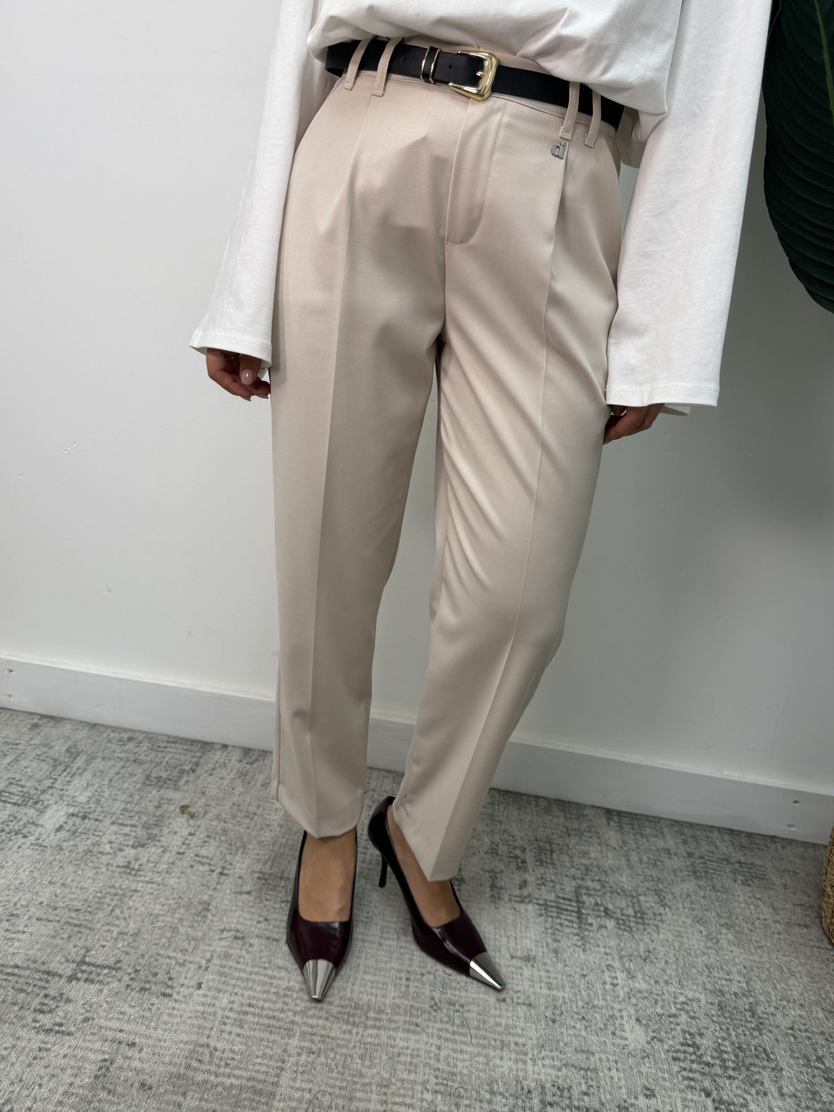 Pantalone sigaretta con pinces Dixie