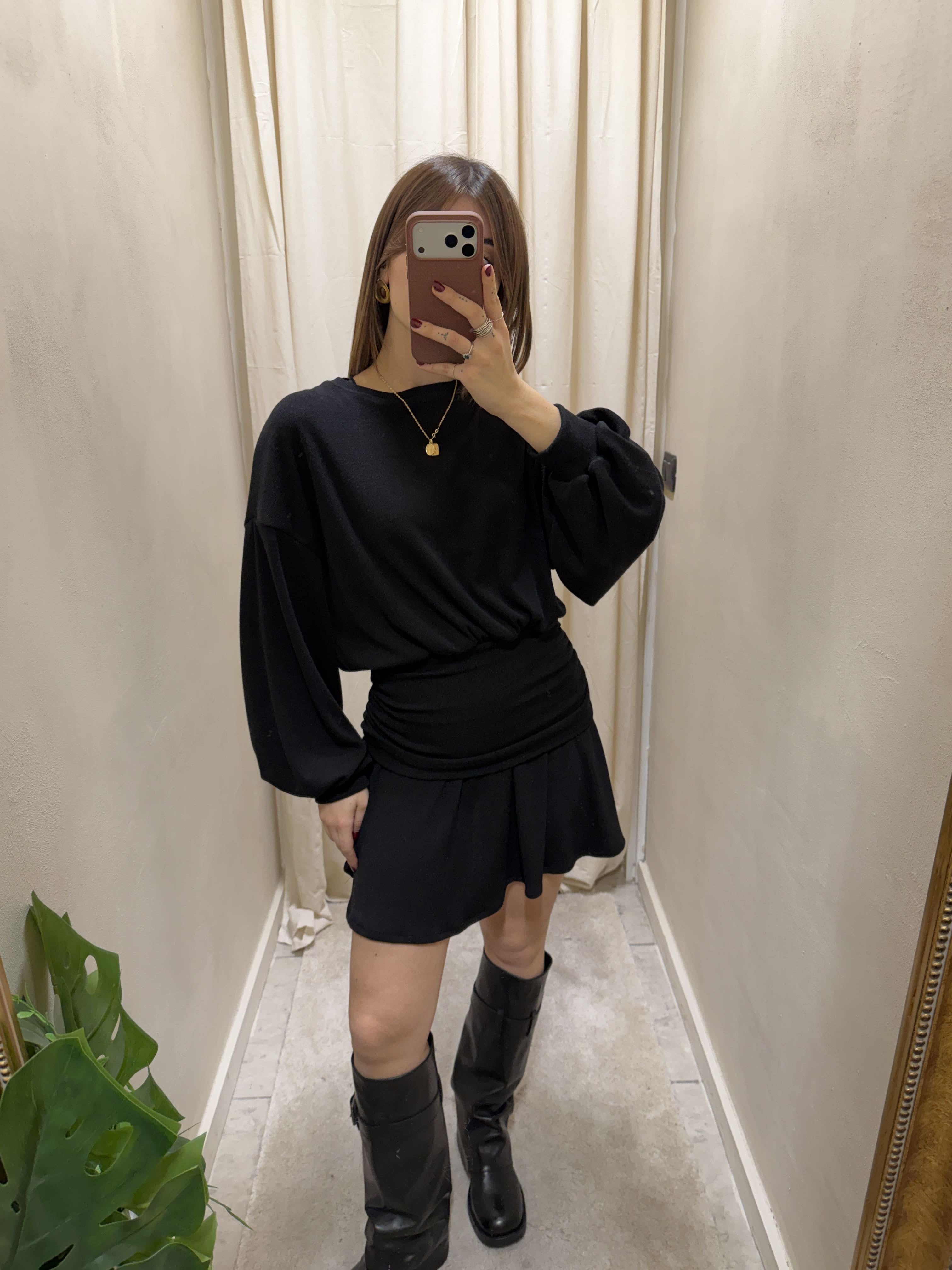 Abito in maglia con riprese in vita Tensione In