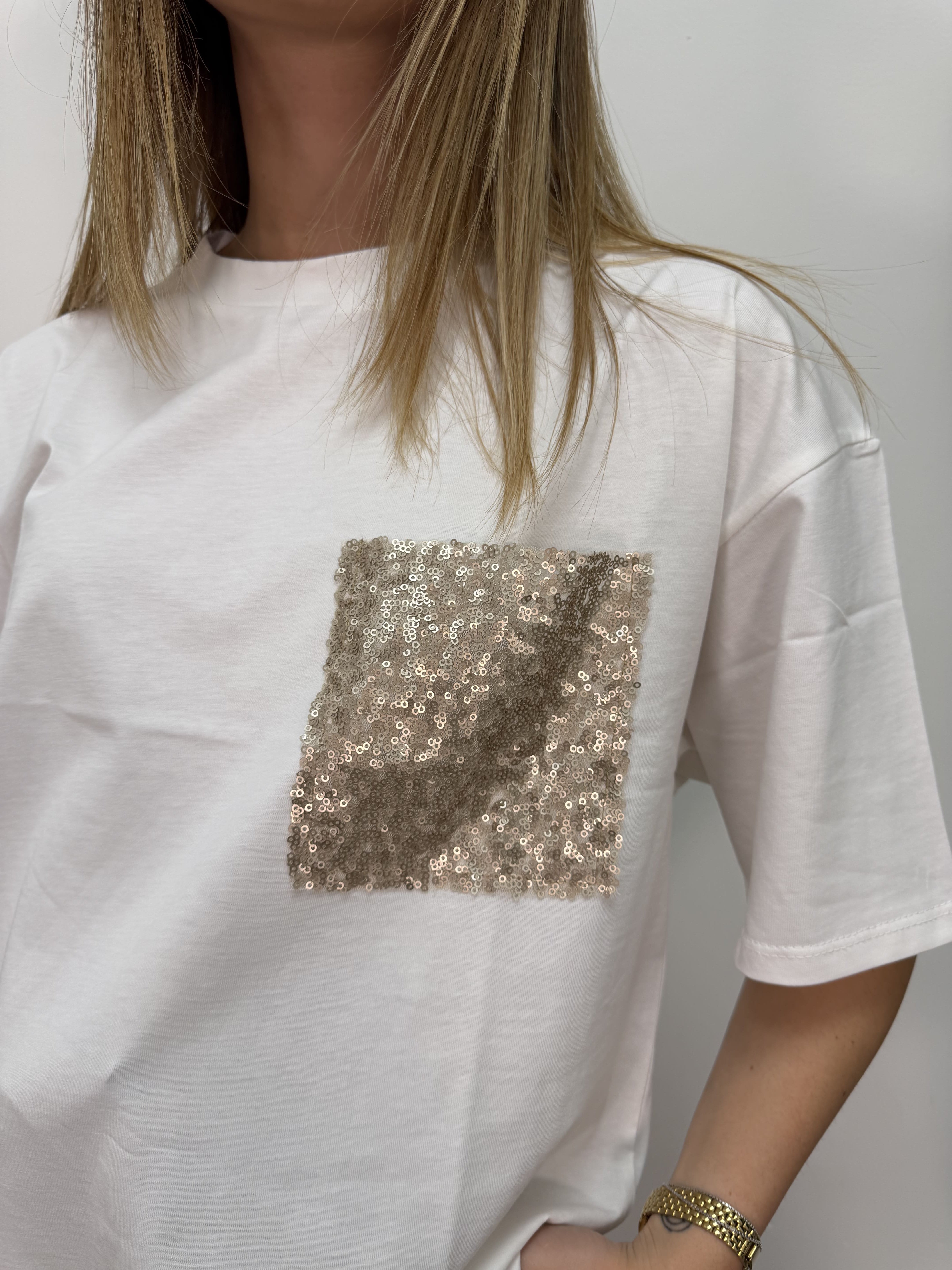 T-shirt con taschino paillettes Susy Mix