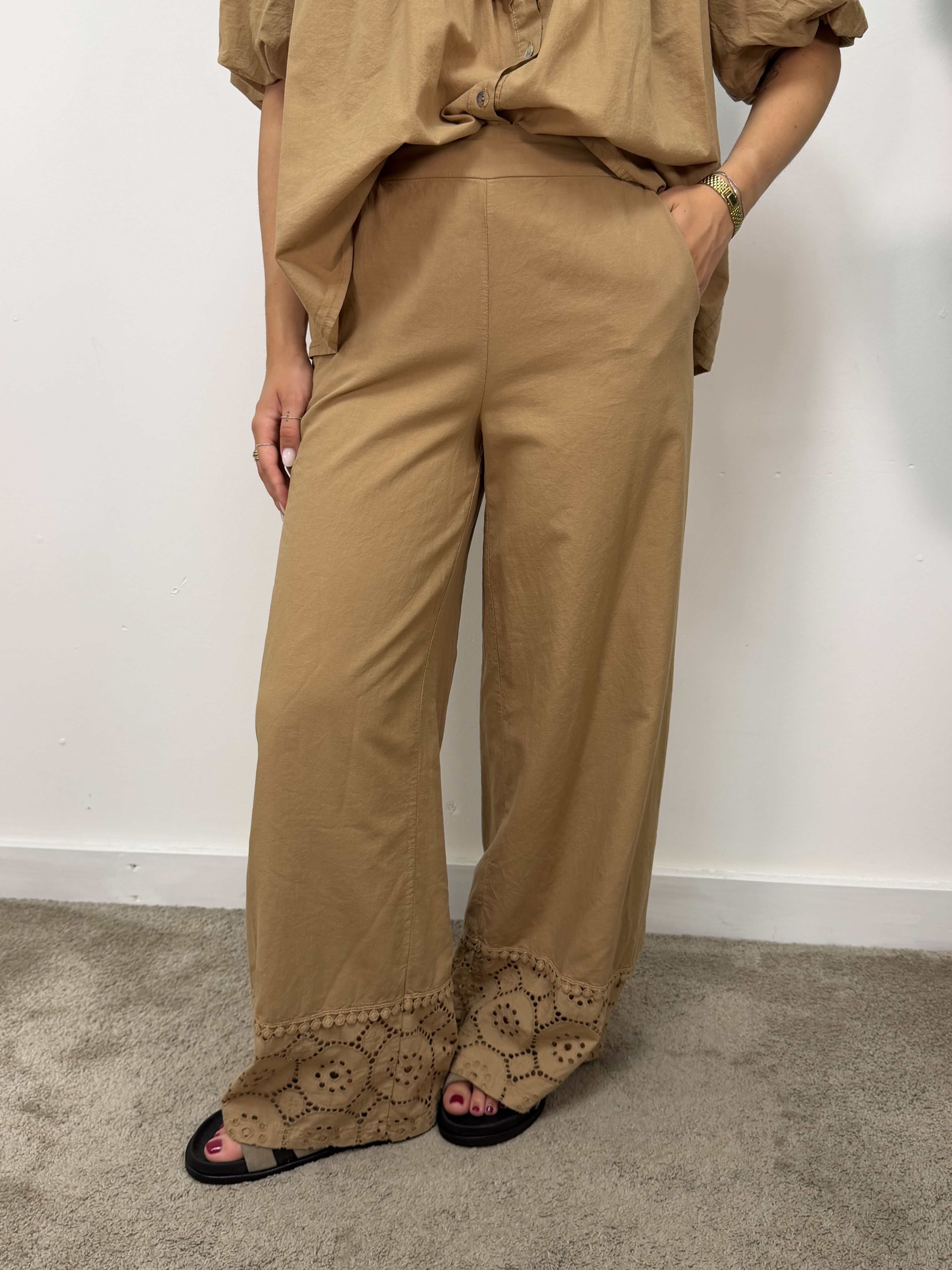 Pantalone in cotone fondo sangallo MyD