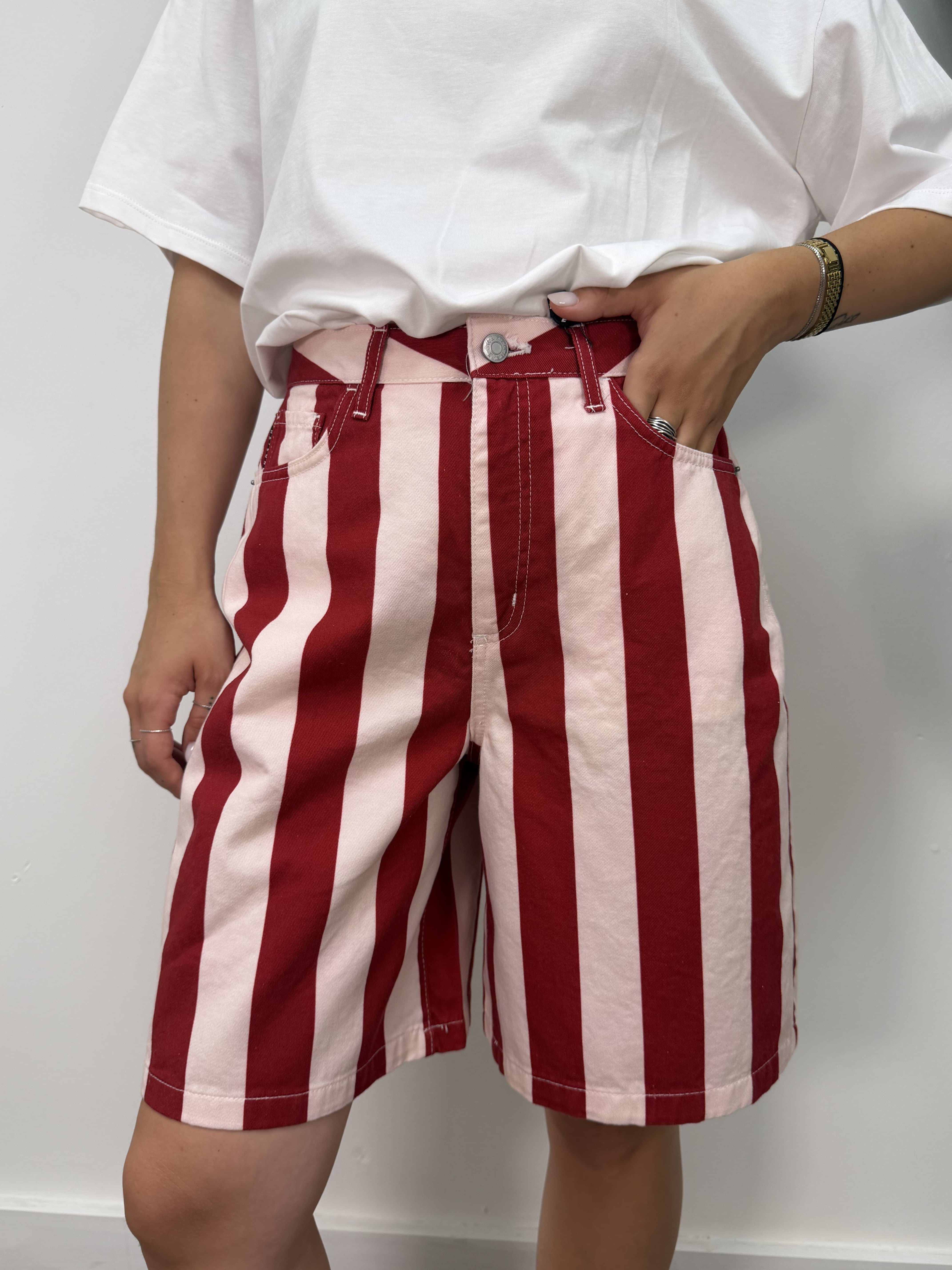 Bermuda in denim rigato HaveOne THE ISLAND