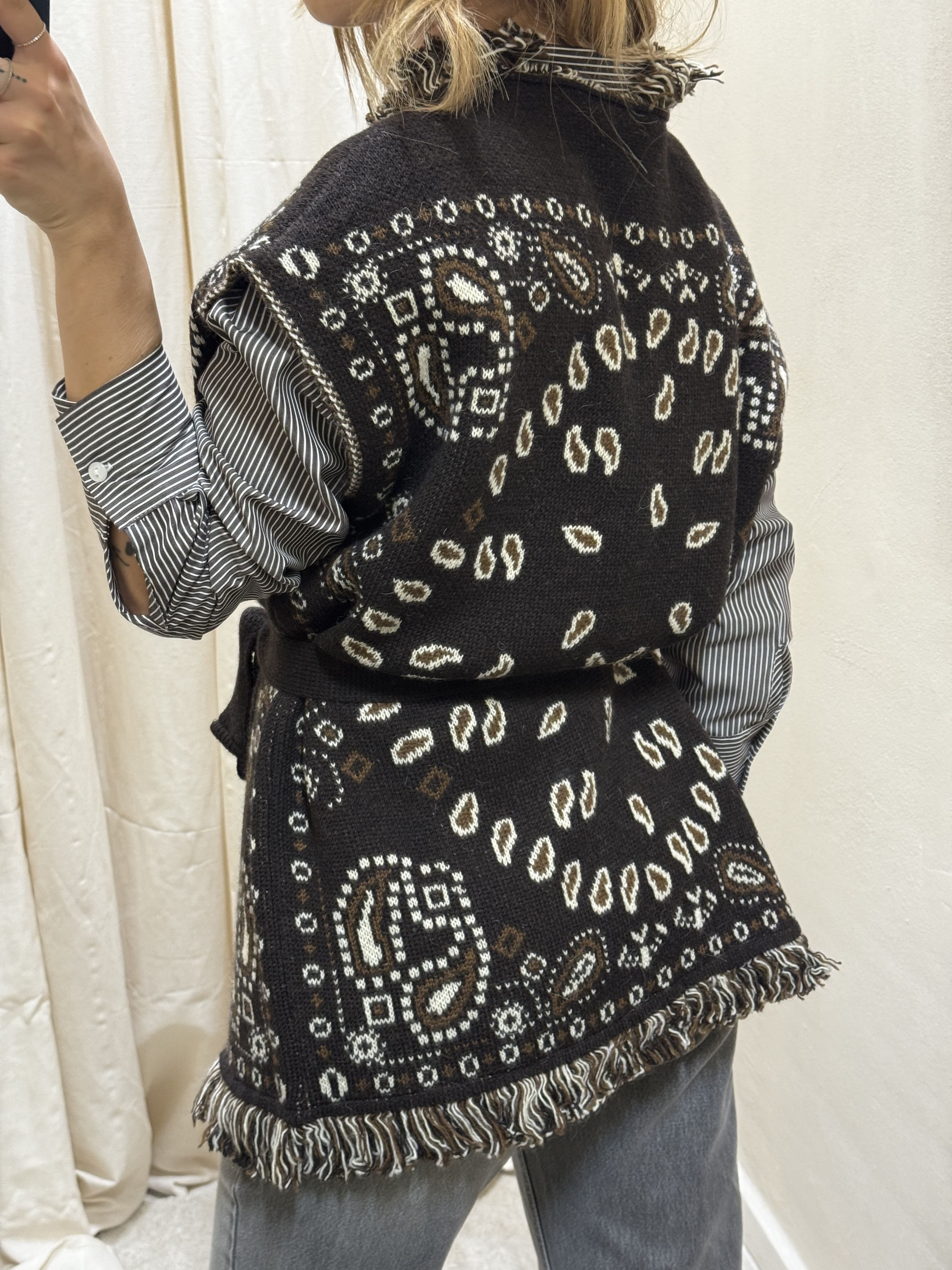 Gilet paisaly con frange e cinta Tensione In