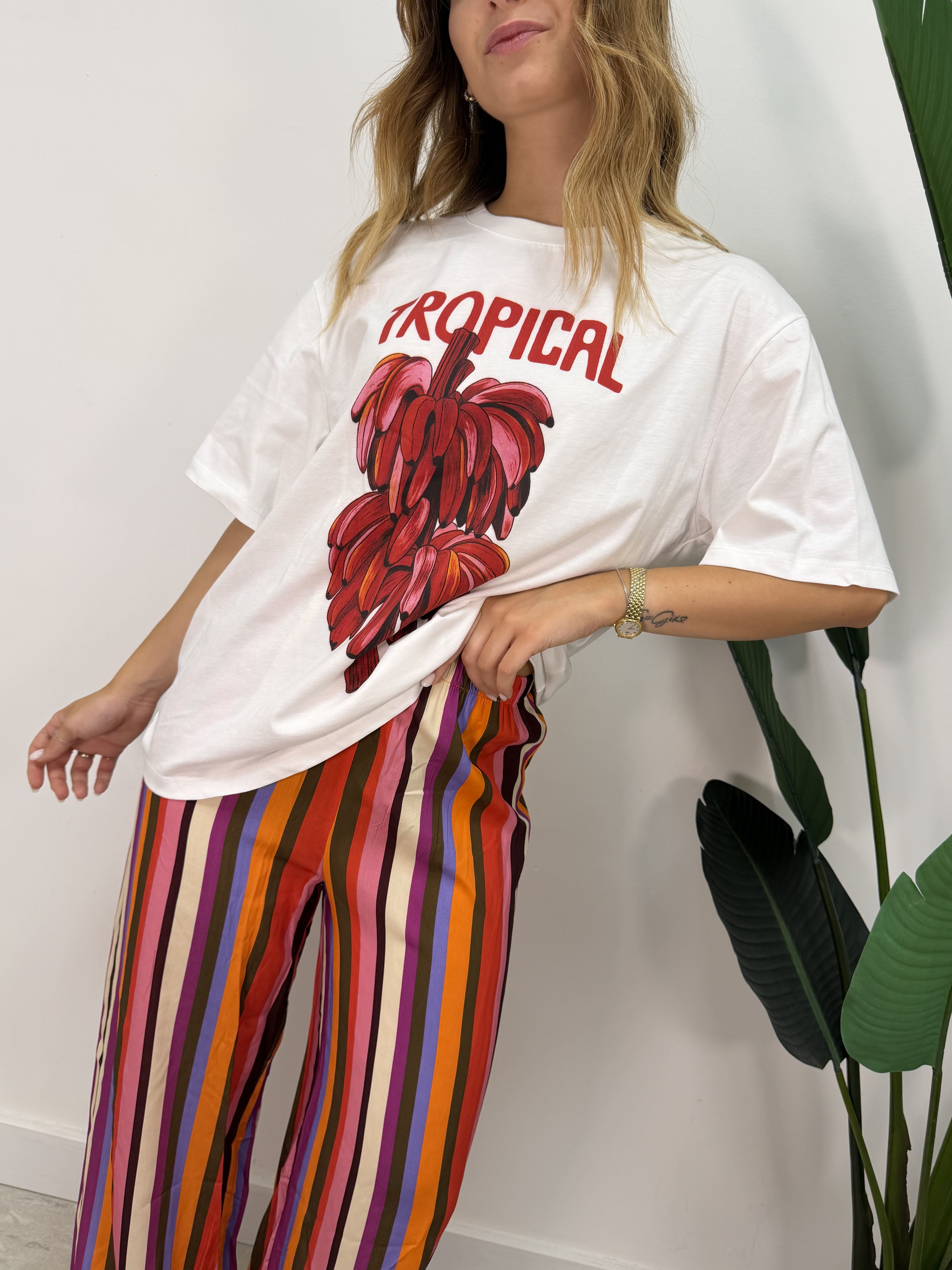 T-shirt stampa frontale tropical Tensione In