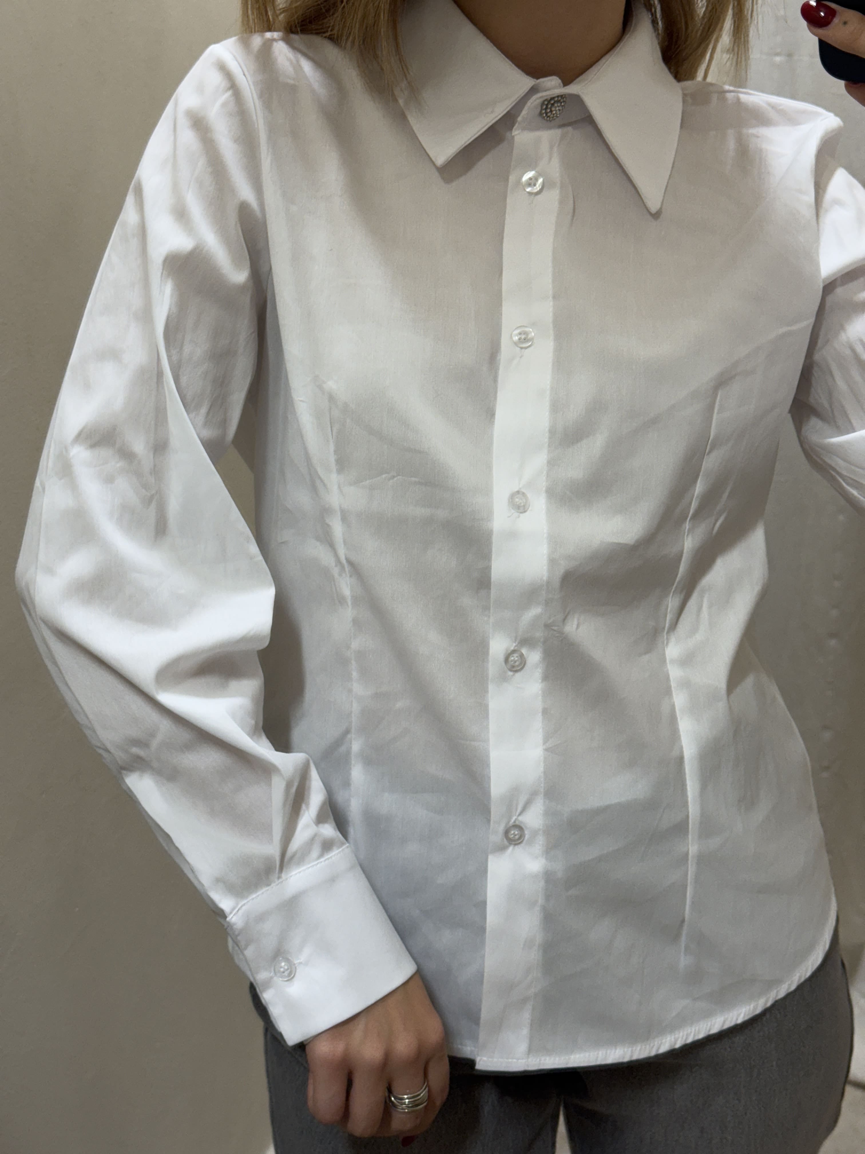 Camicia slim con bottone gioiello Susy Mix