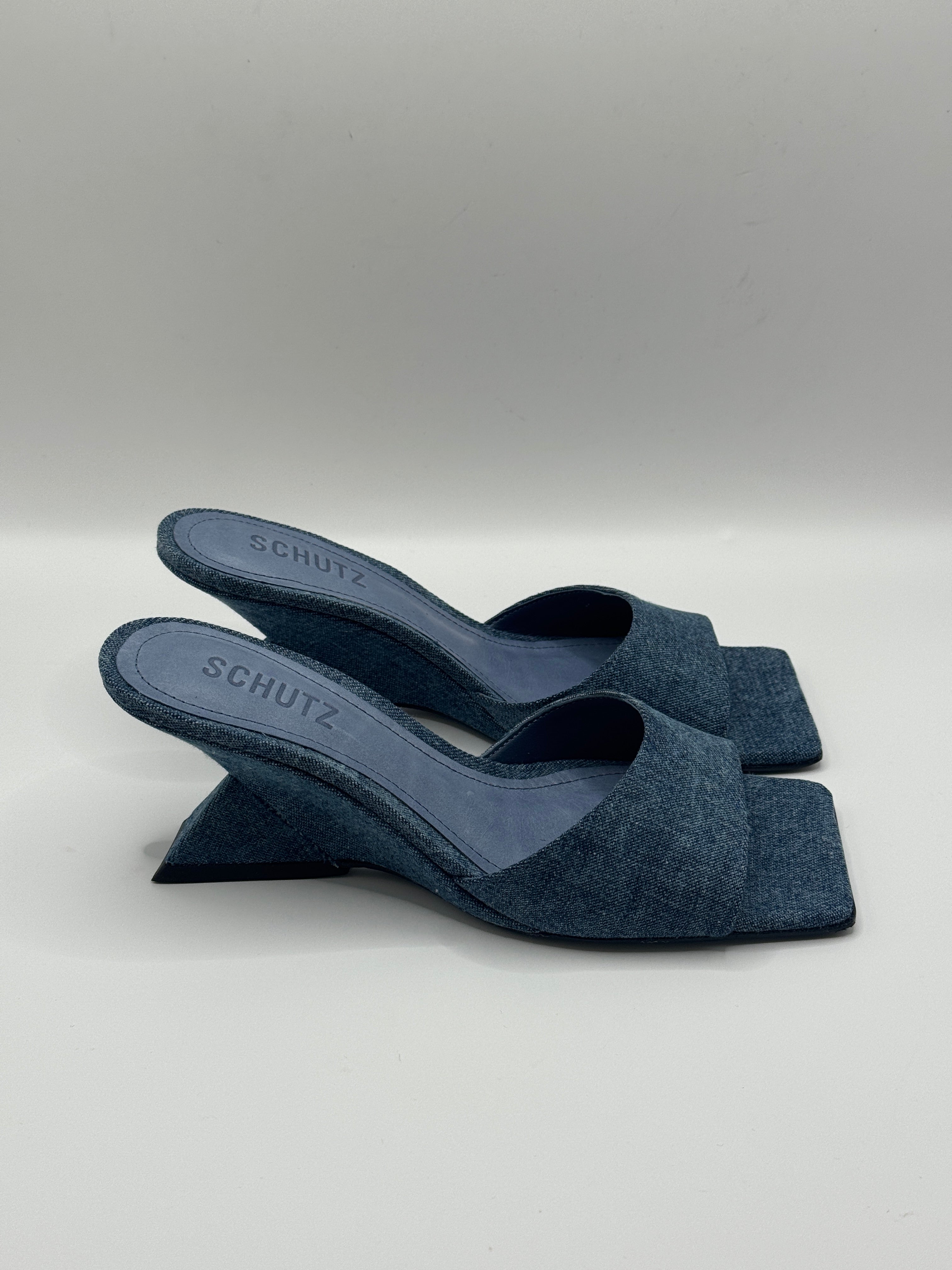 Mule con tacco in denim Schutz
