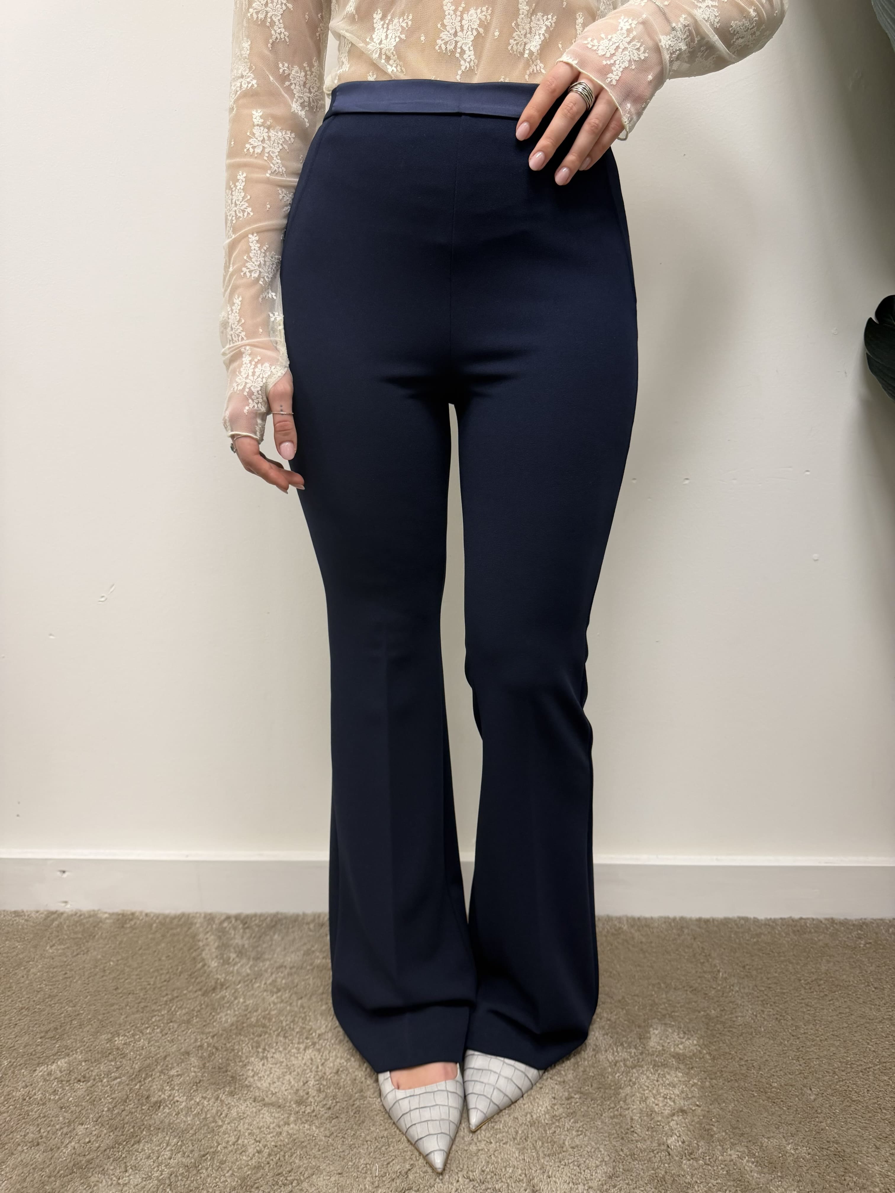 Pantalone a zampa in crêpe VICOLO