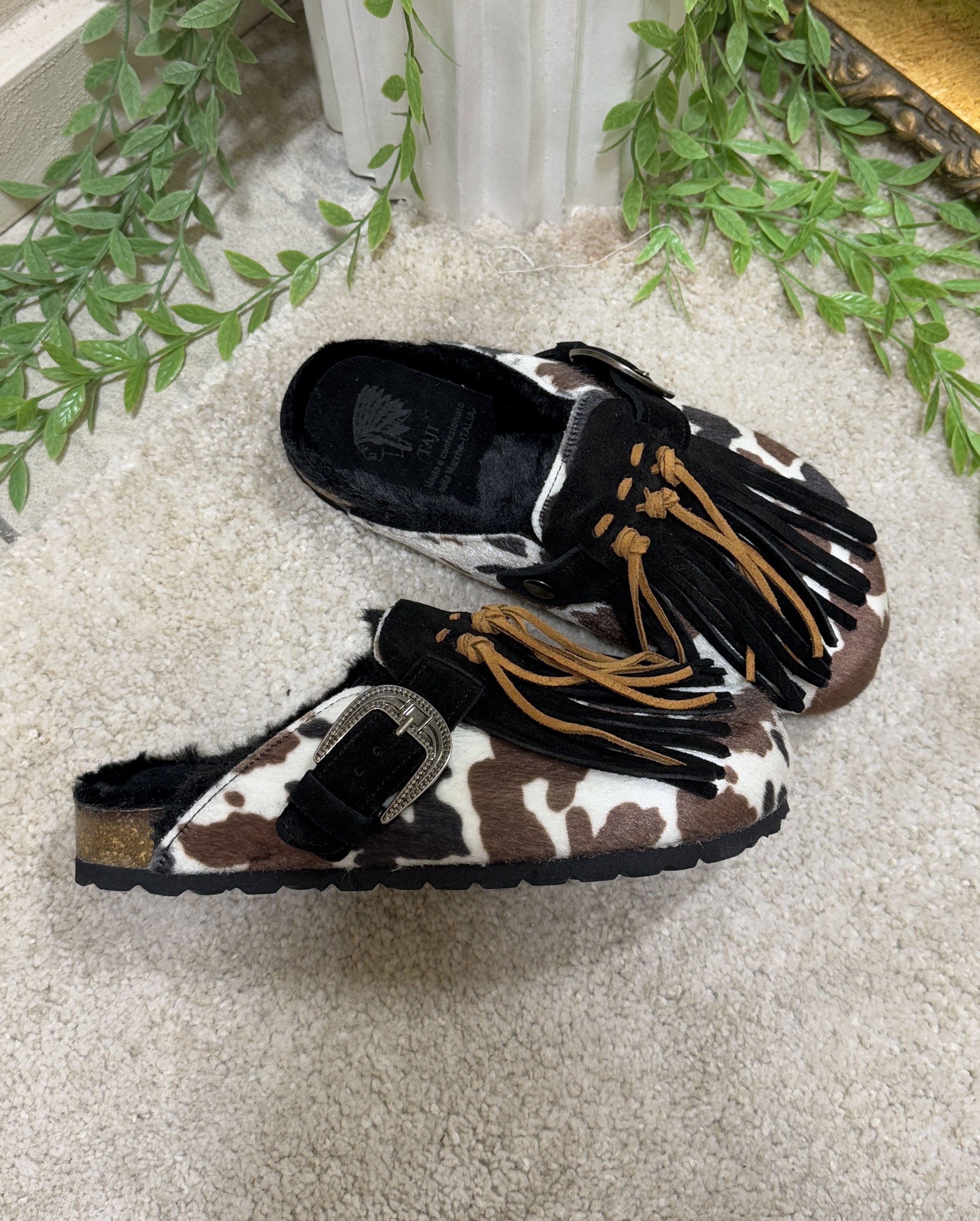 Sabot in cavallino cow con frange Taji