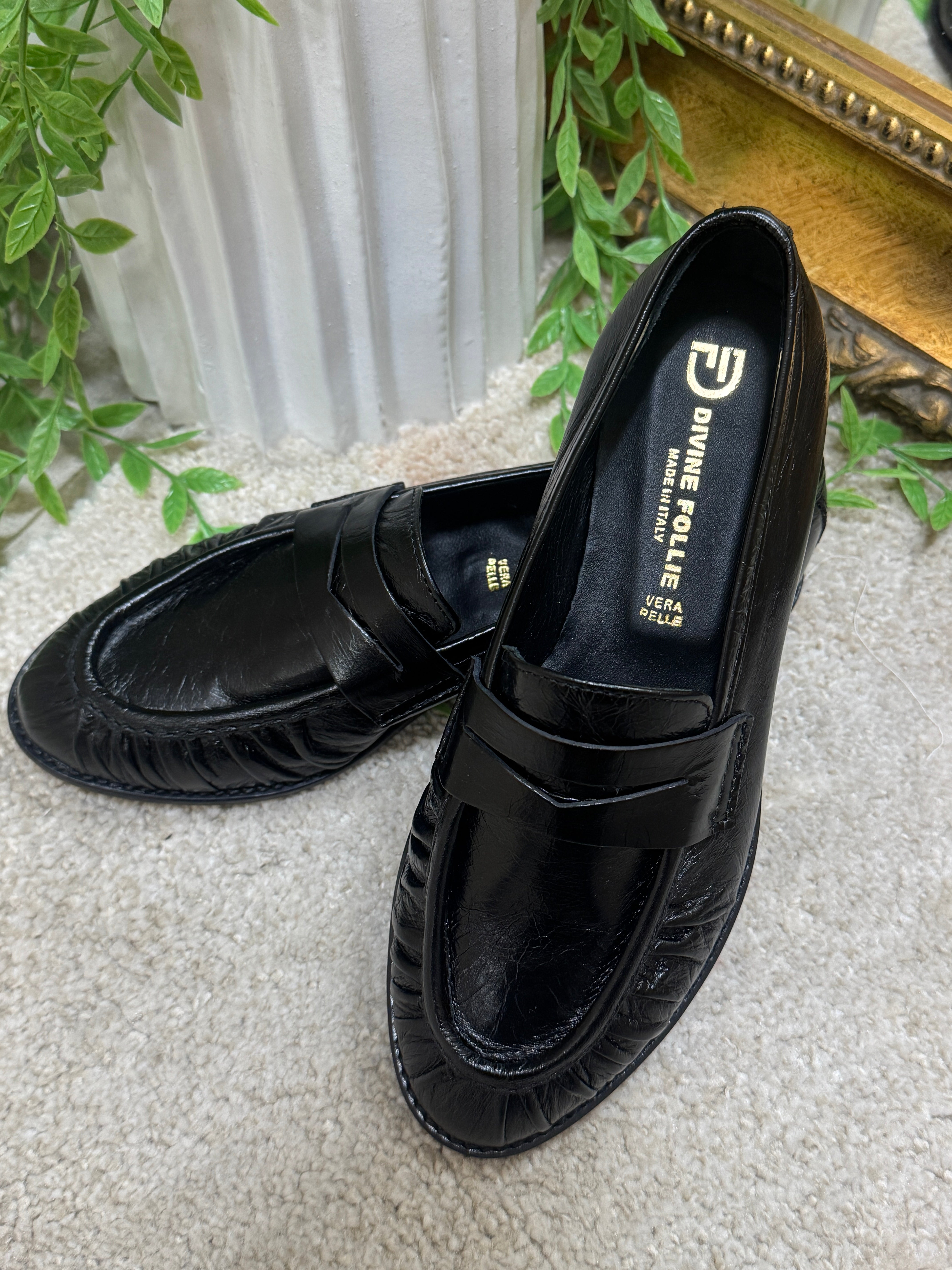 Mocassino in pelle lucida Divine Follie