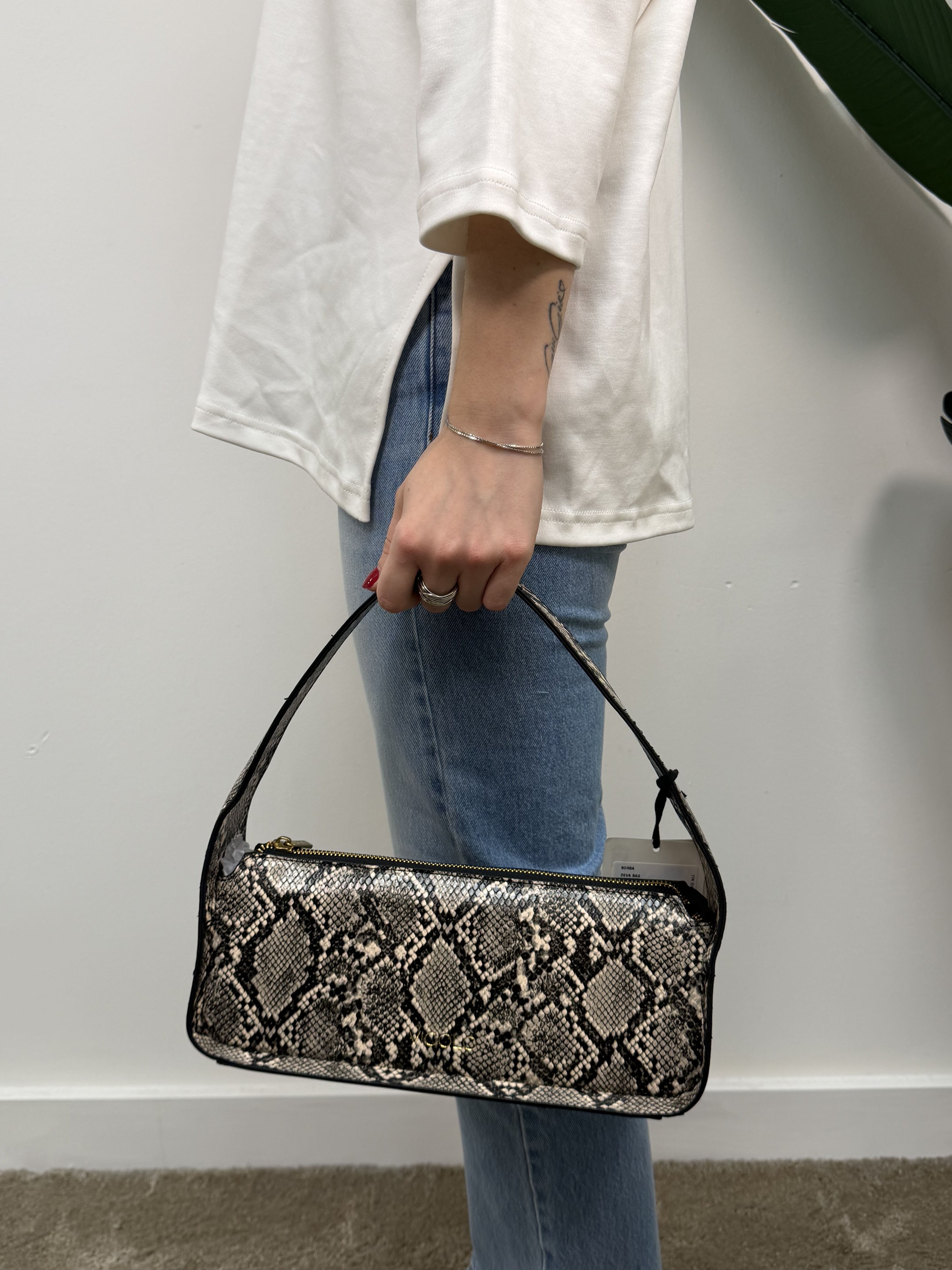 Borsa Deva in ecopelle effetto pitone VICOLO