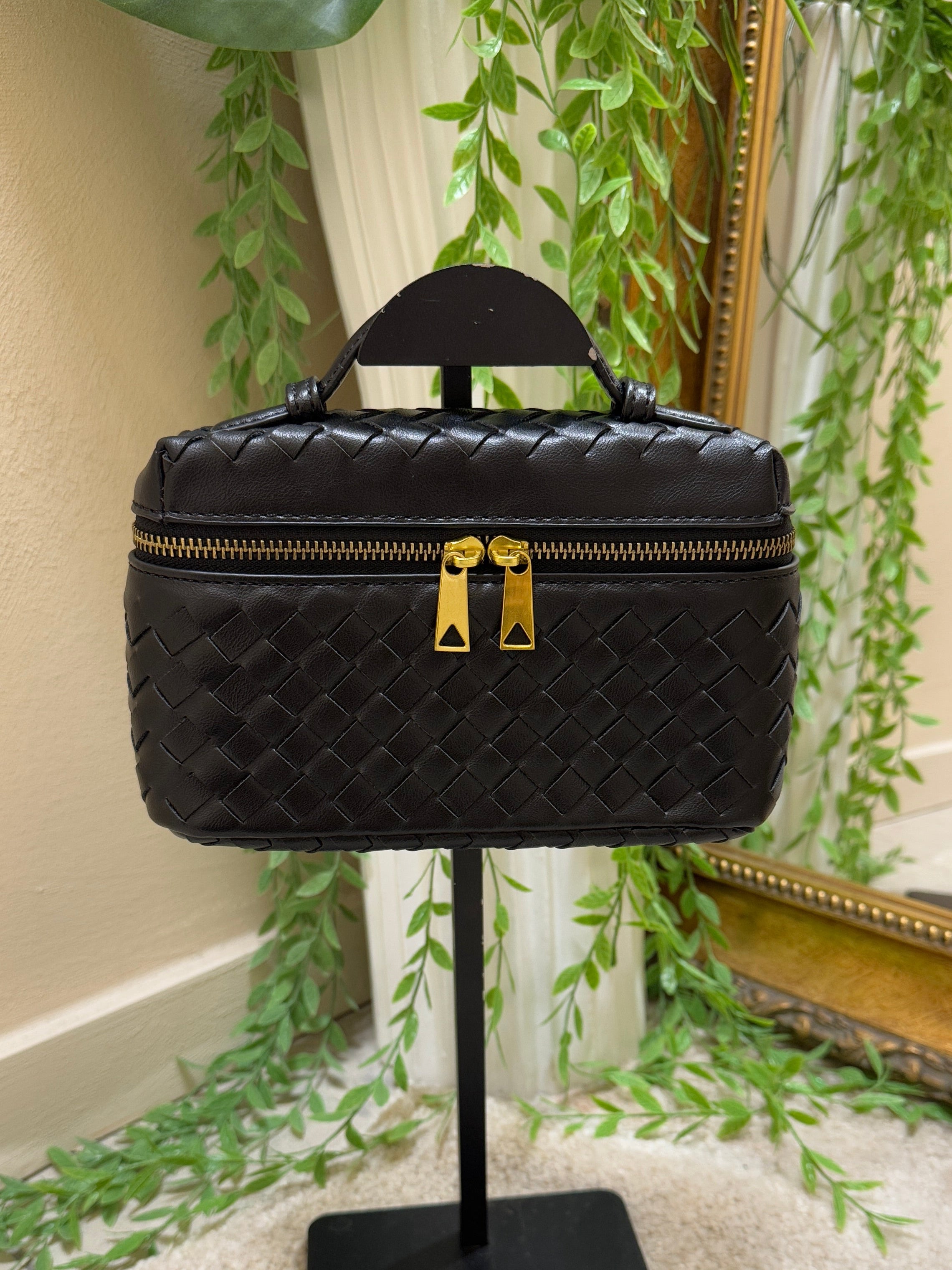 Clara bag bauletto in ecopelle intrecciata GiuGió