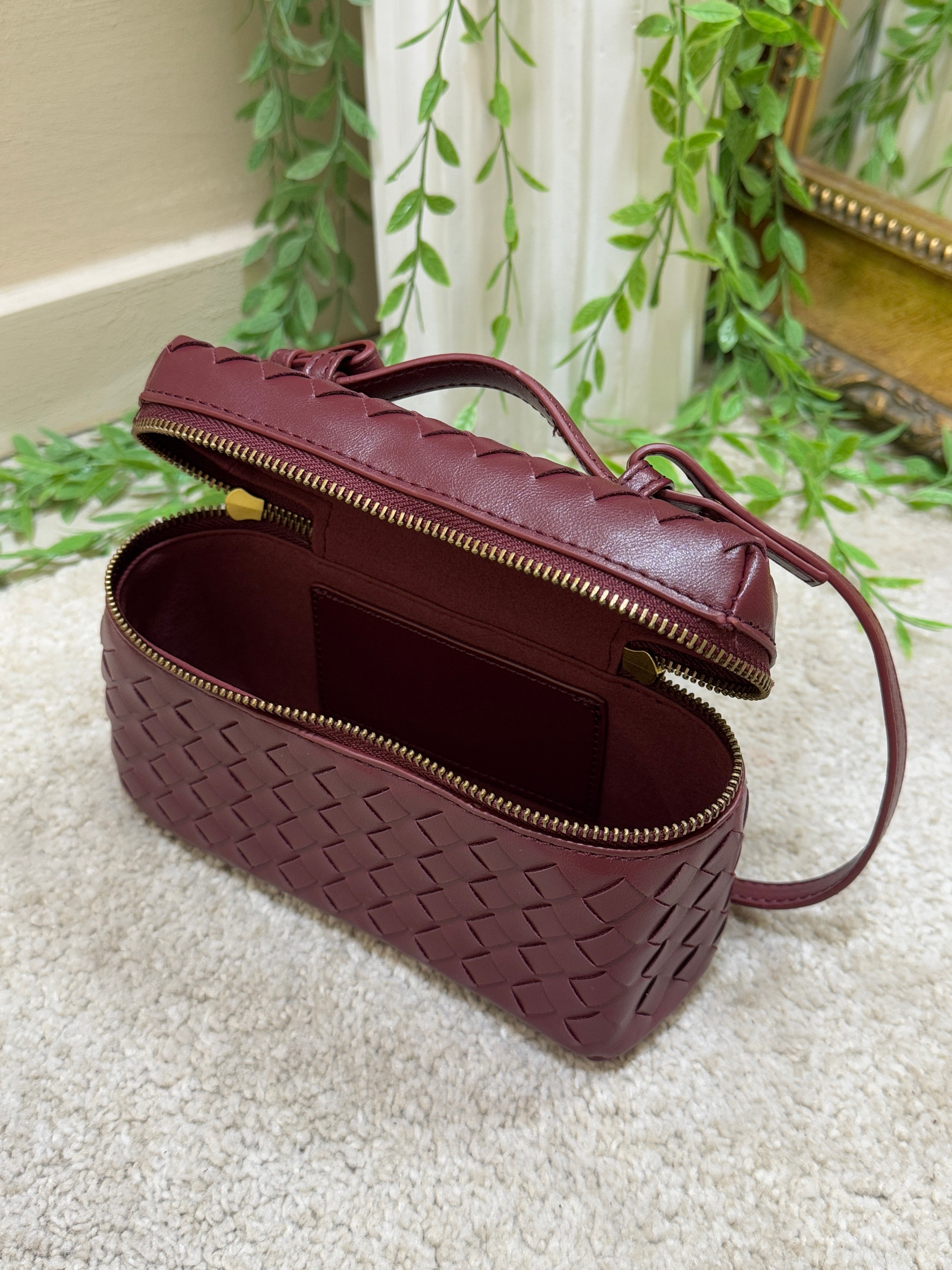 Clara bag bauletto in ecopelle intrecciata GiuGió