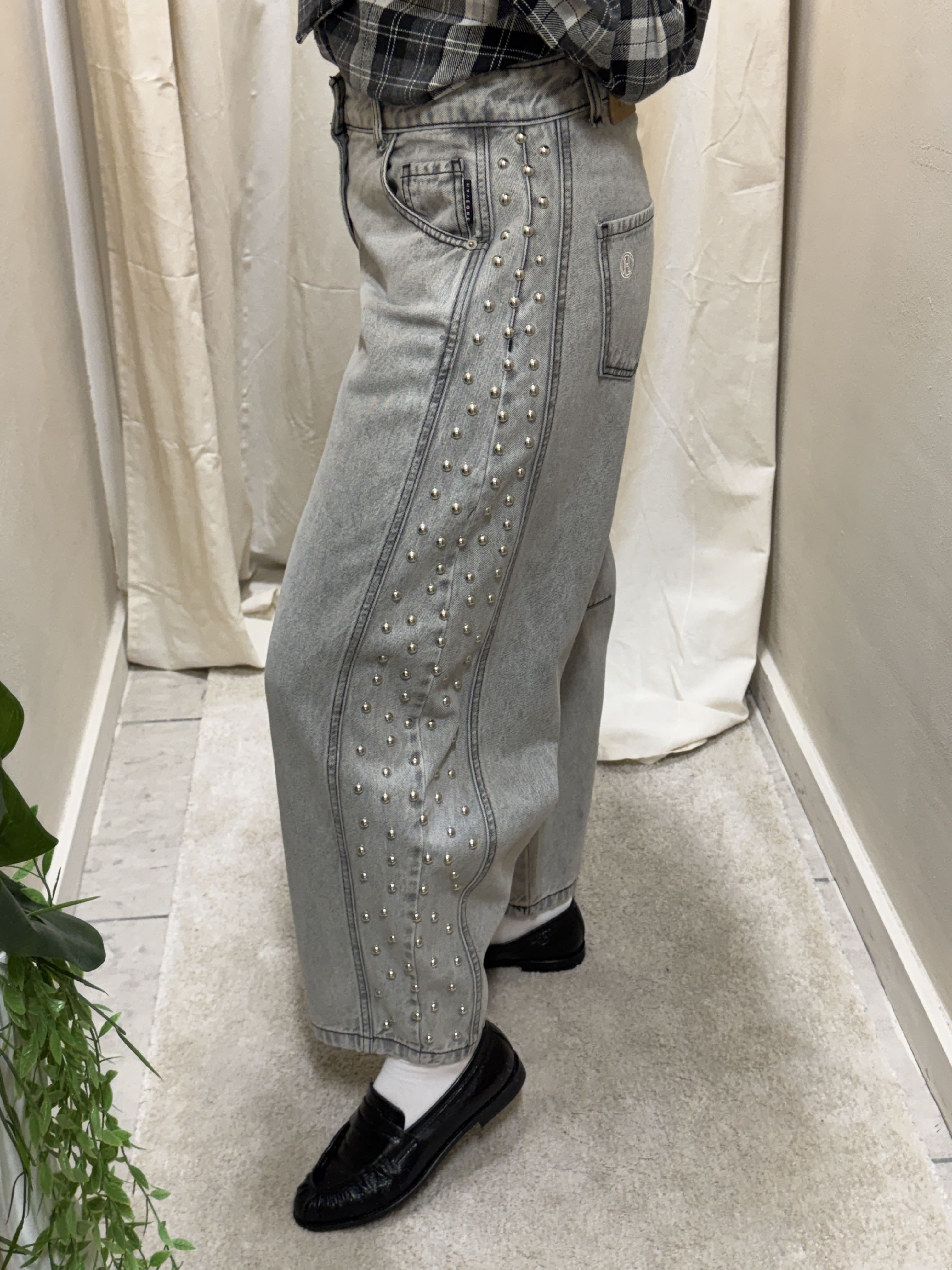Jeans balloon mod. Doll grey con borchie laterali HaveOne