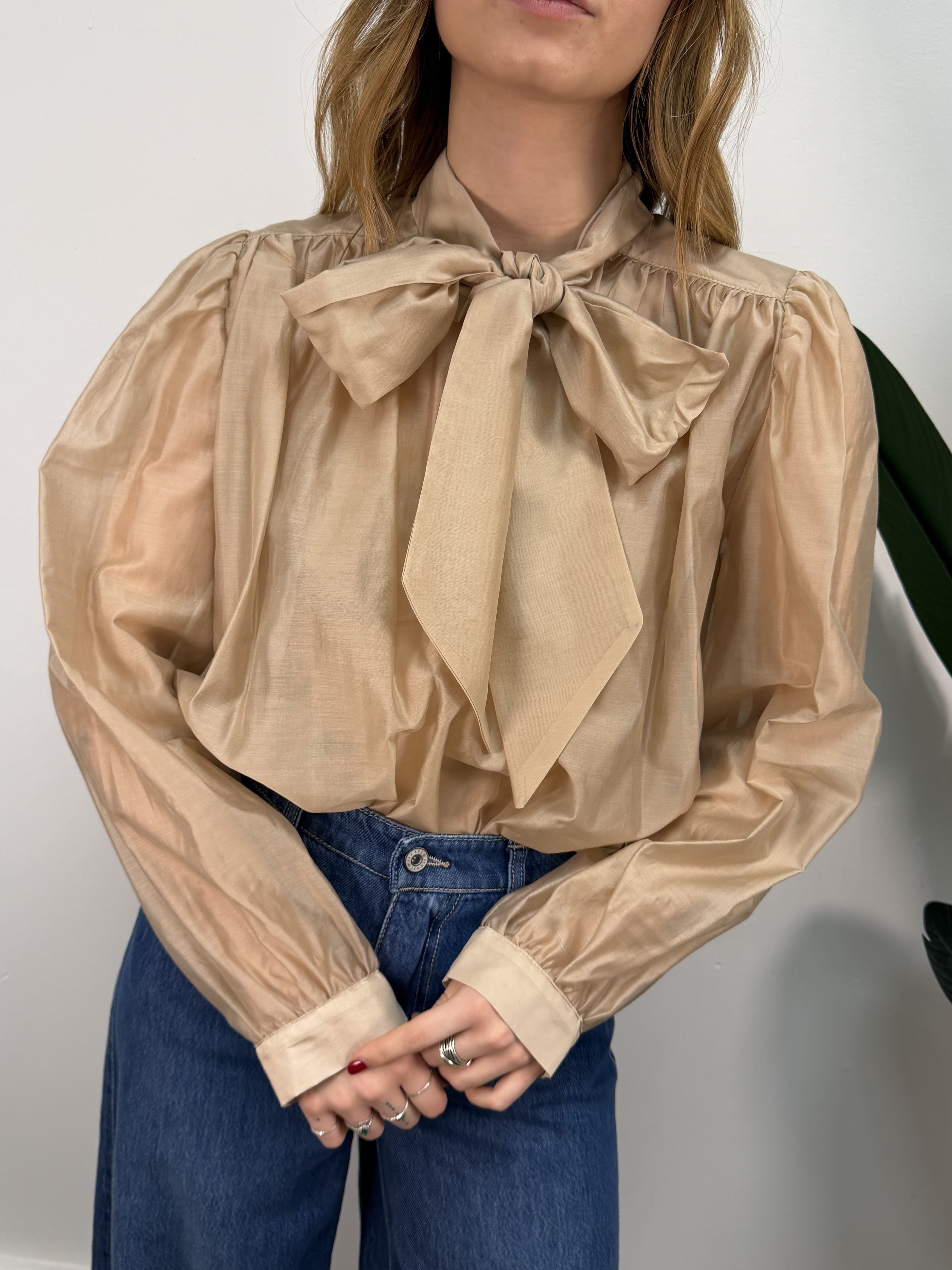 Camicia crop con fiocco VICOLO