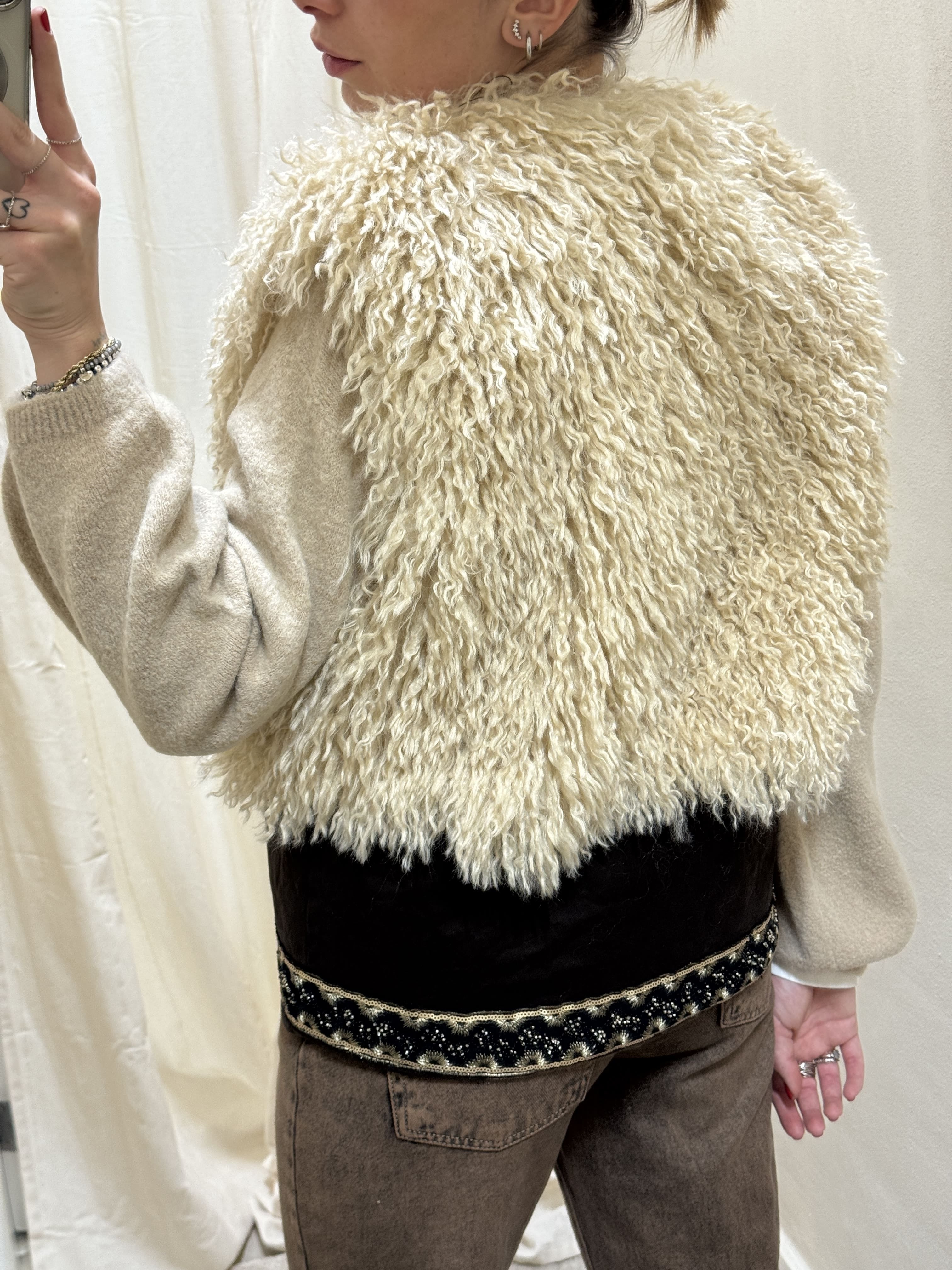 Gilet combinato in eco-mongolia e velluto Tensione In