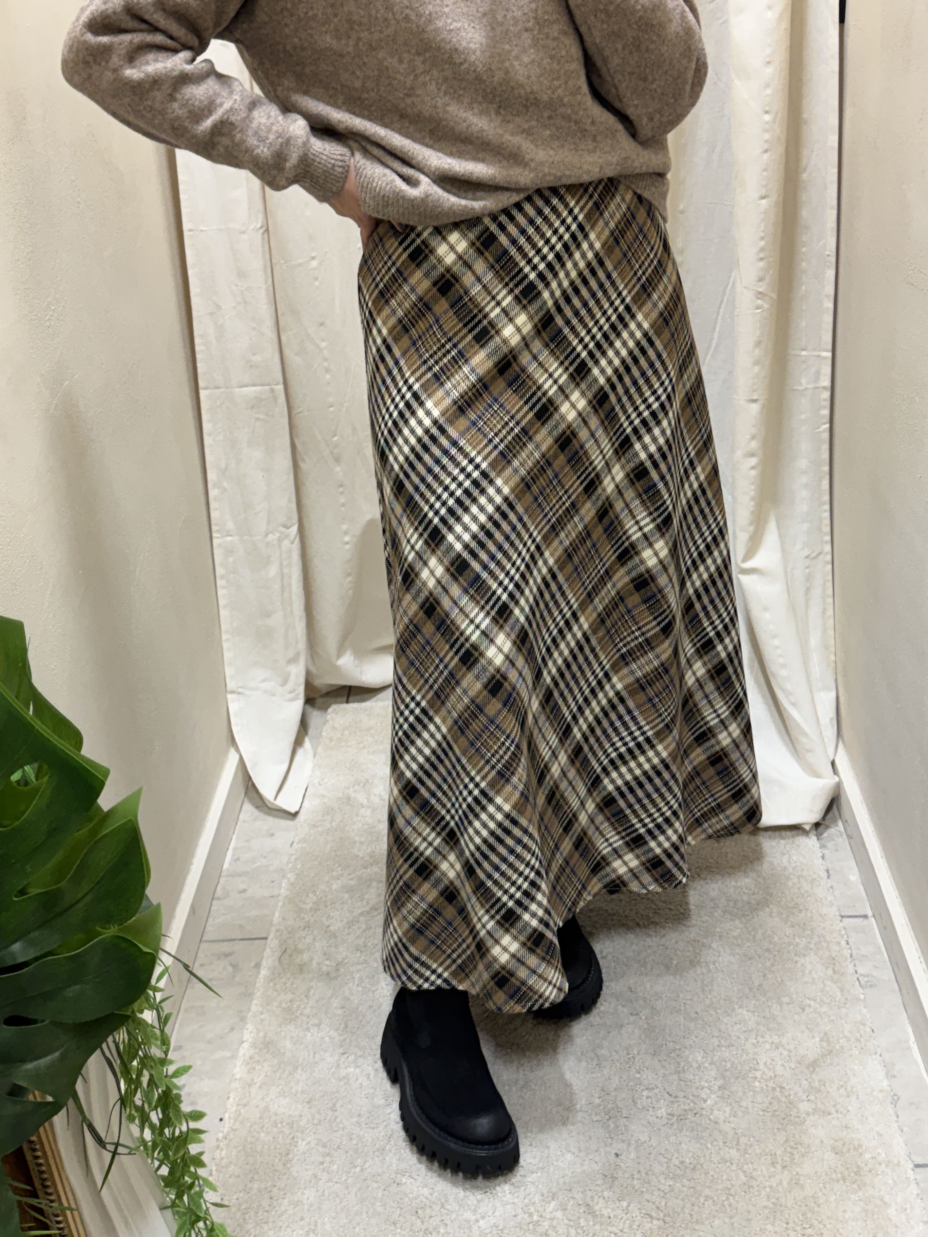 Gonna lunga svasata quadri Tensione In