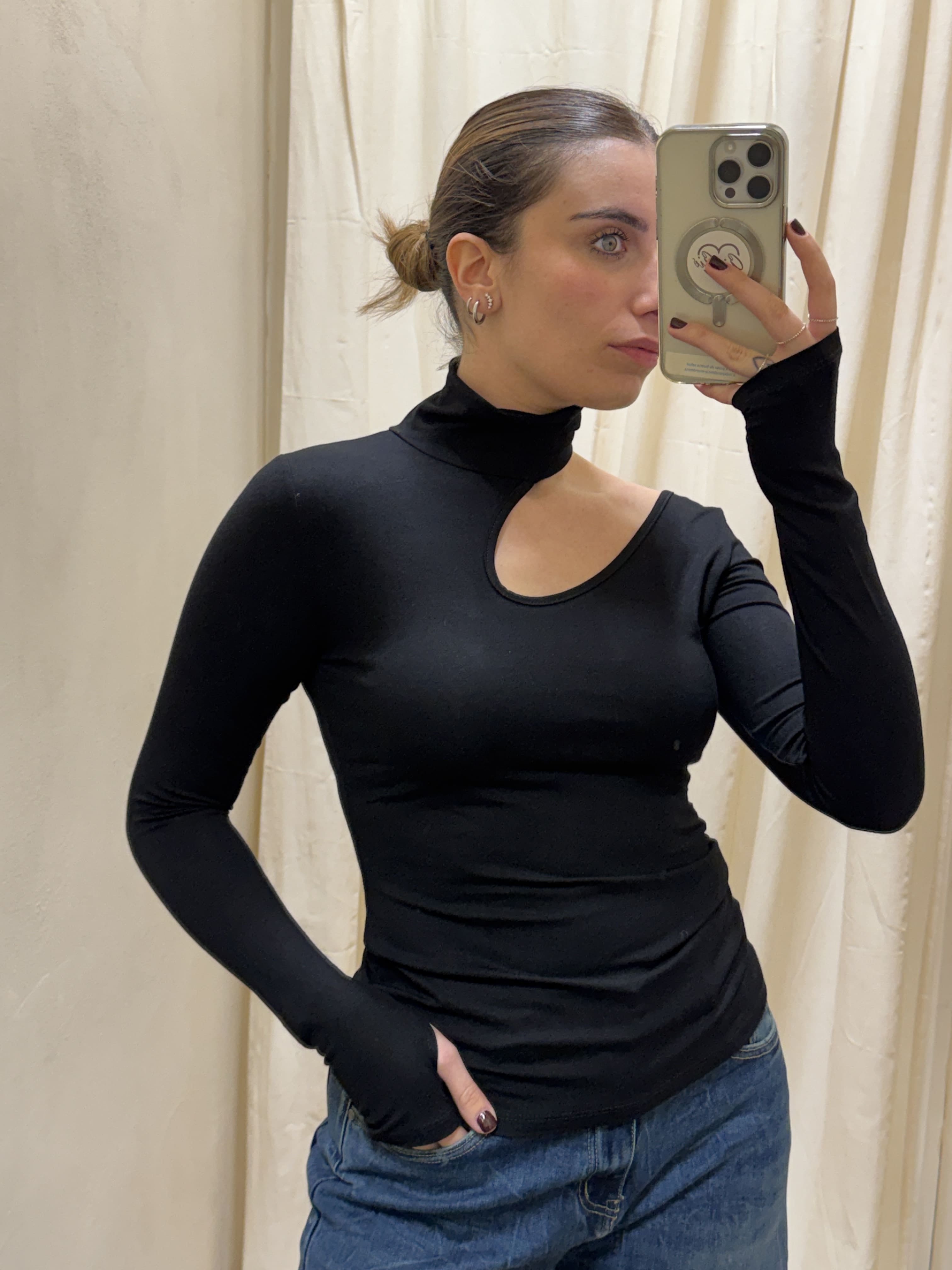 Maglia lupetto con cut-out MyD