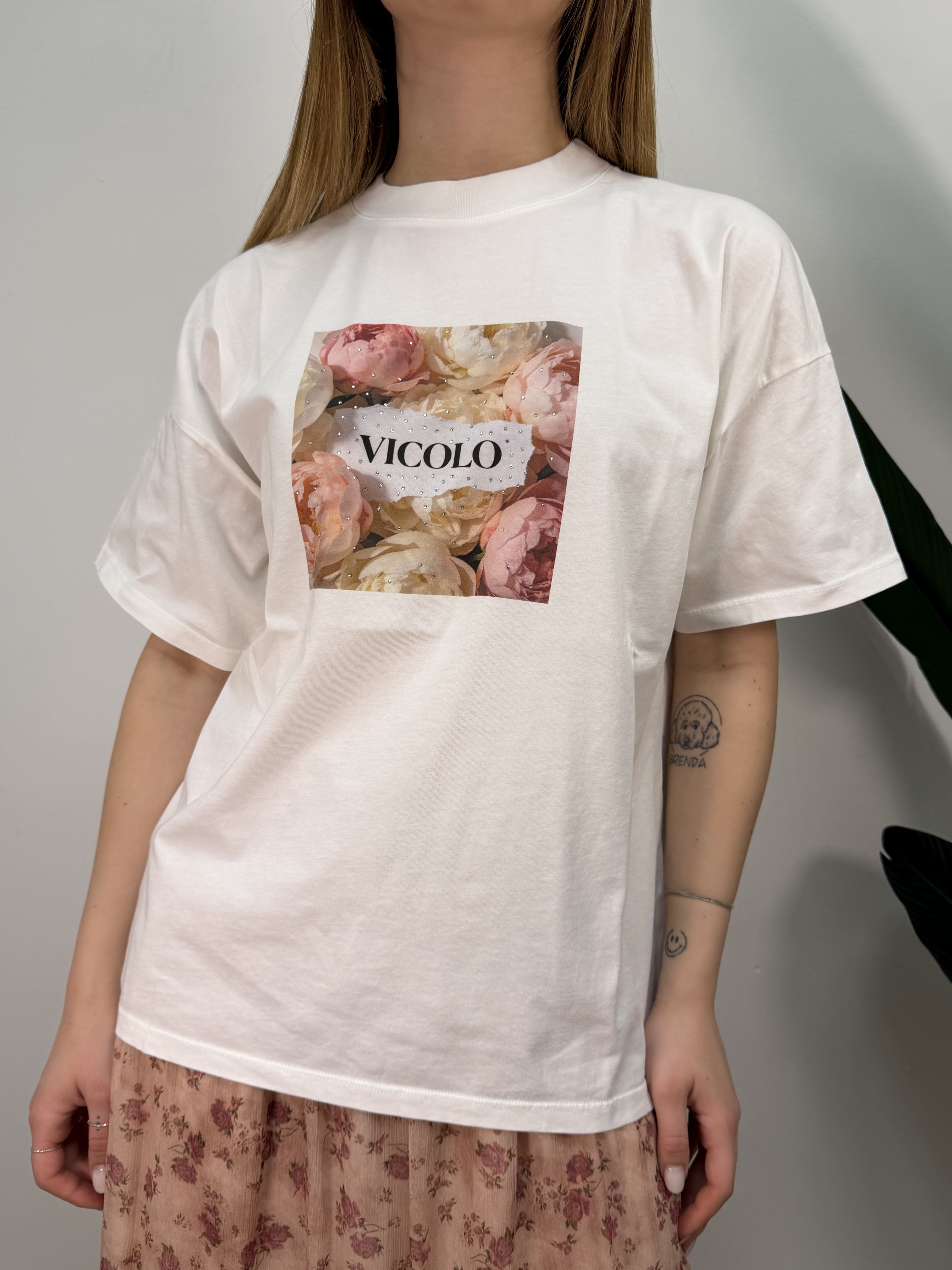 T-shirt in cotone stampa peonie VICOLO