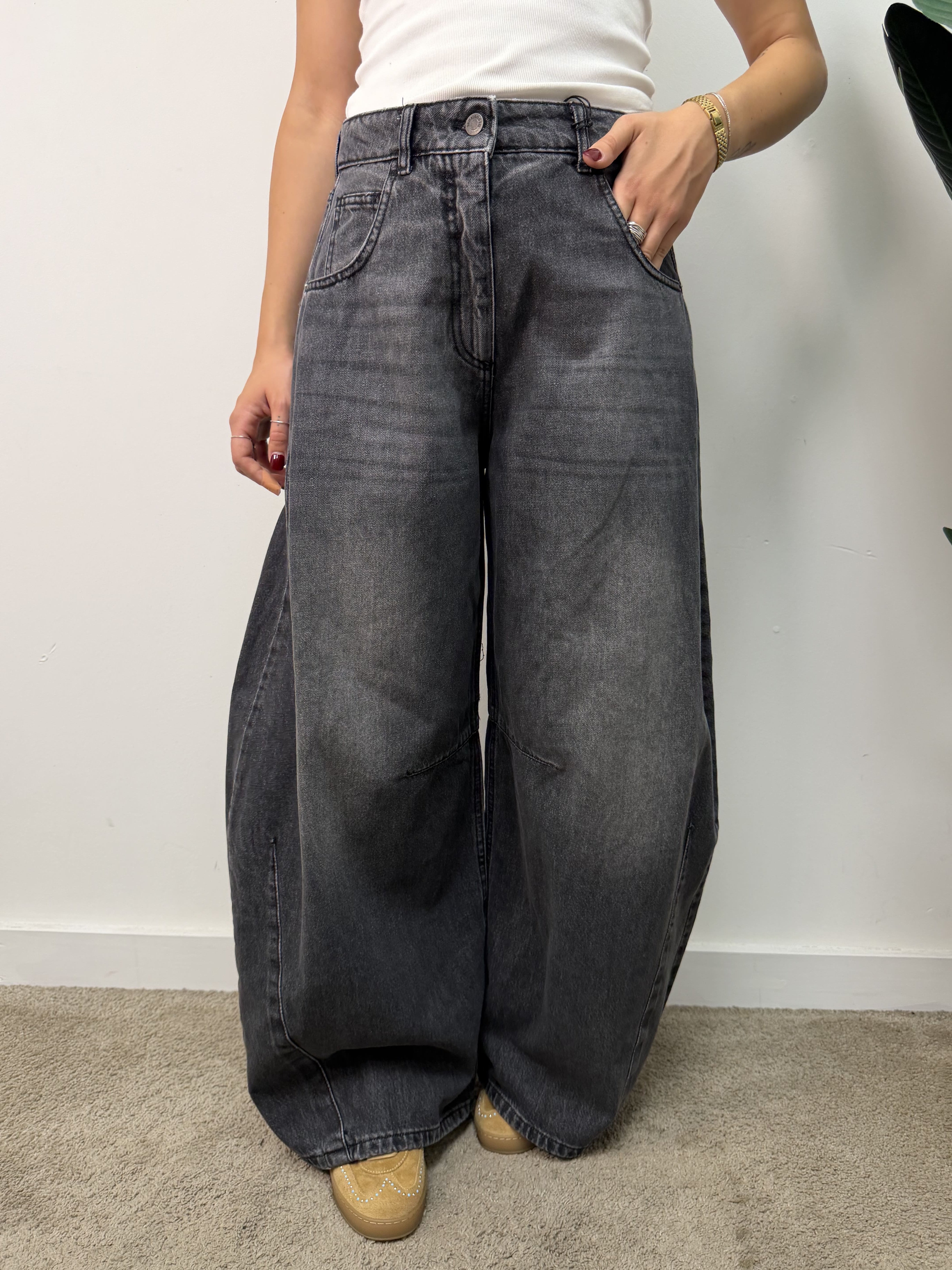 Jeans mod. Louvre grigio Tensione In