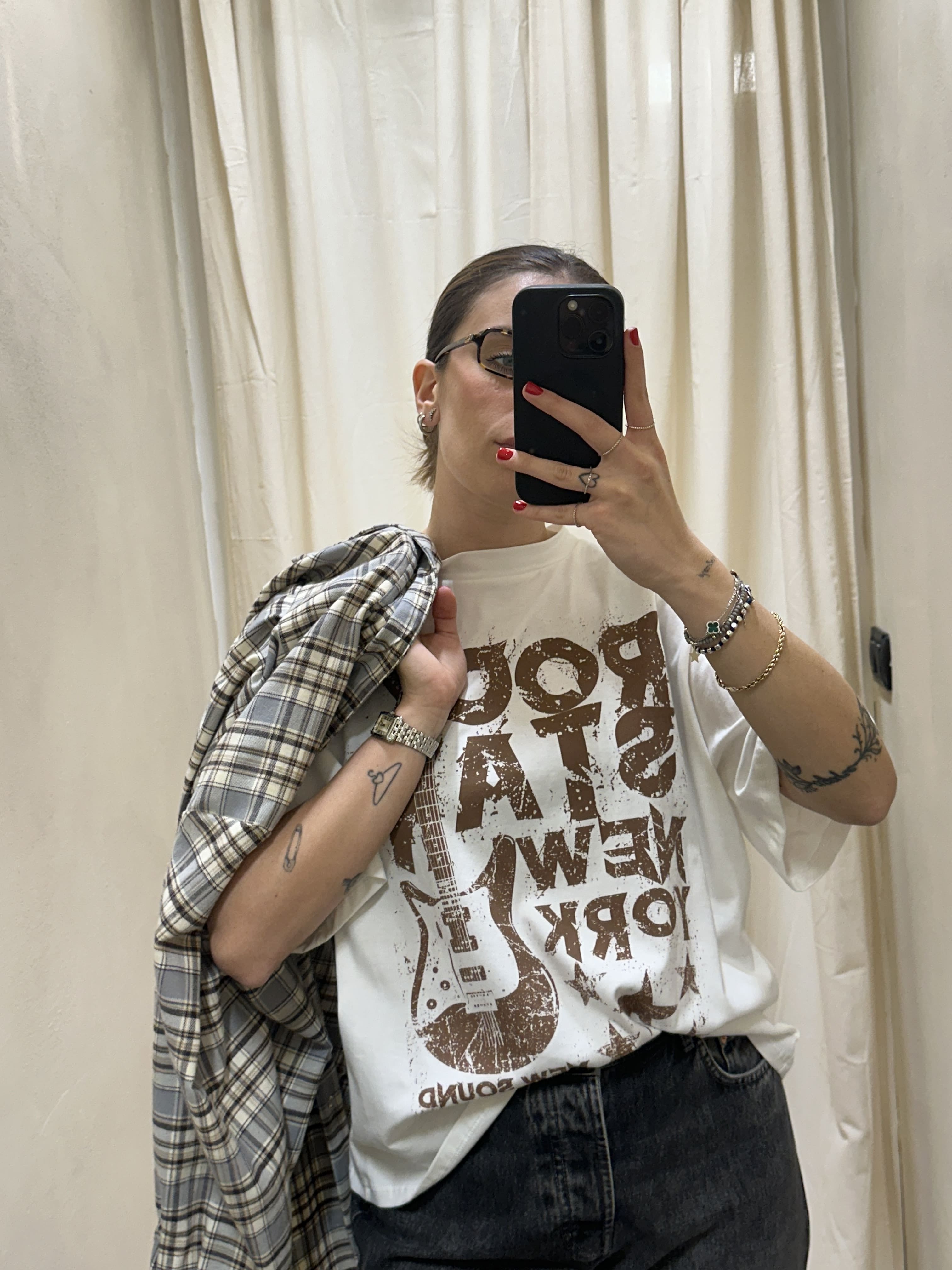 Camicia in flanella stampa check + t-shirt con stampa Tensione In