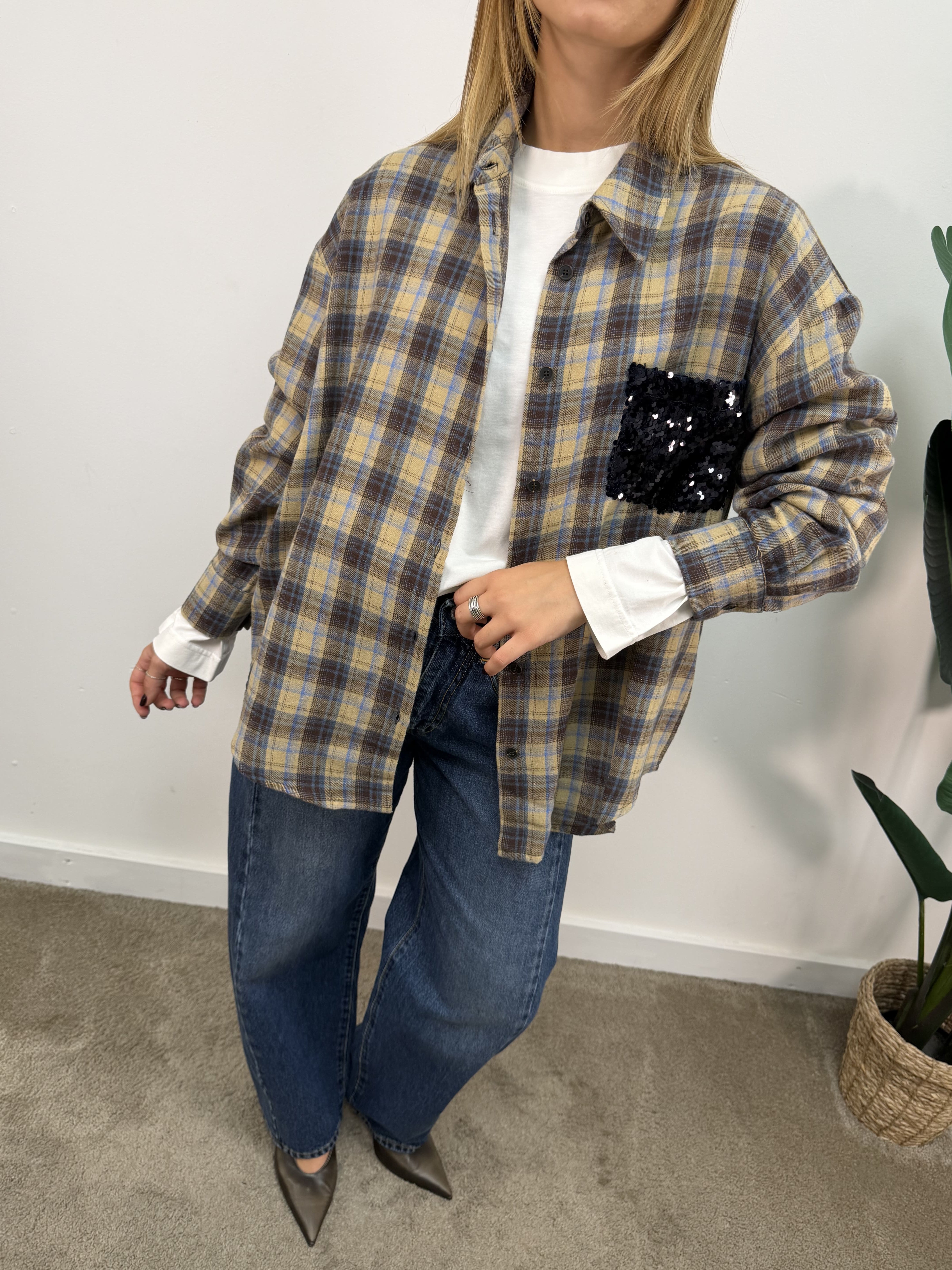 Camicia check flanella beige con taschino paillettes Tensione In