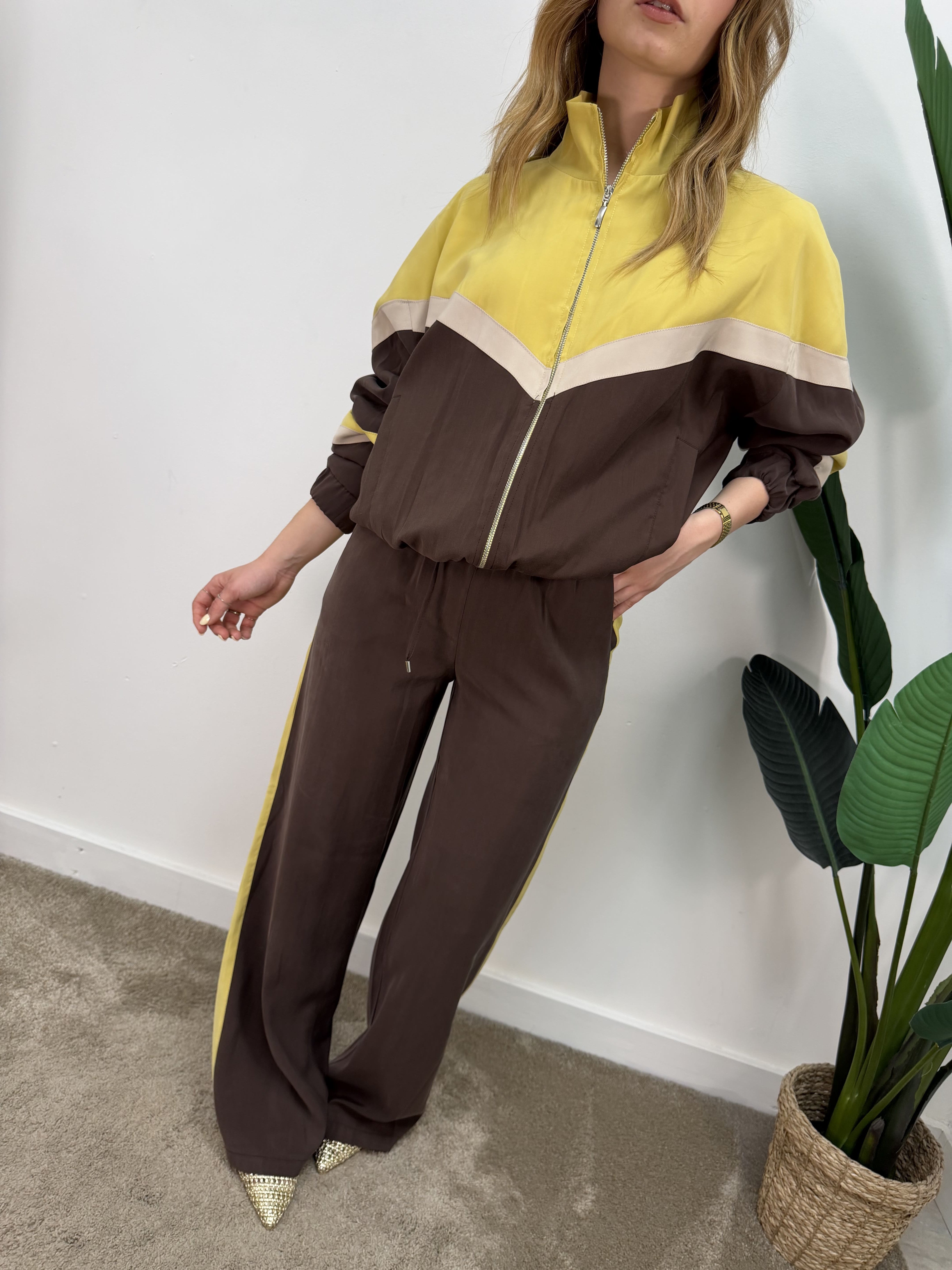 Bomber mezzo collo con zip in cupro Tensione In
