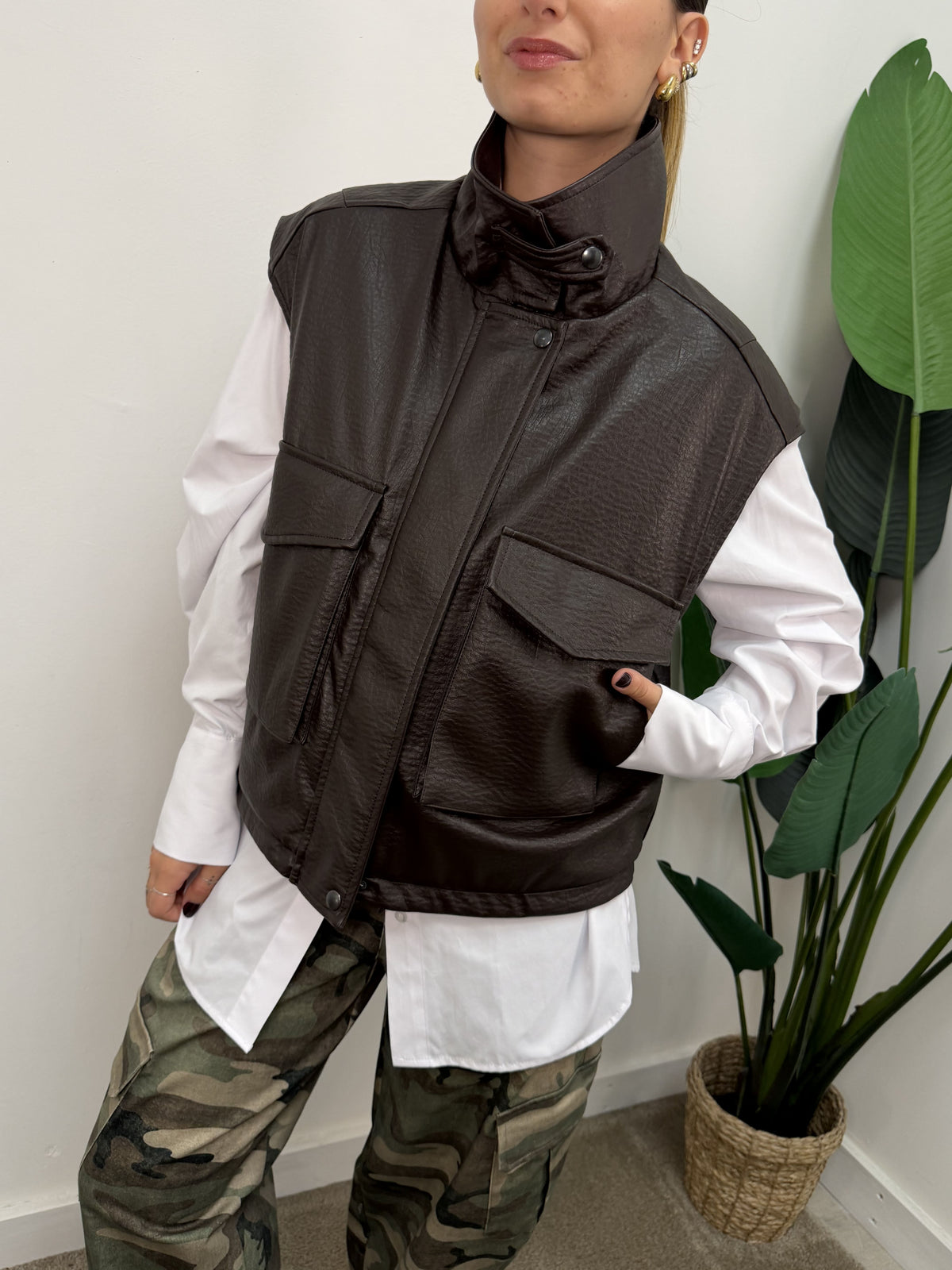 Gilet in ecopelle martellata Dixie