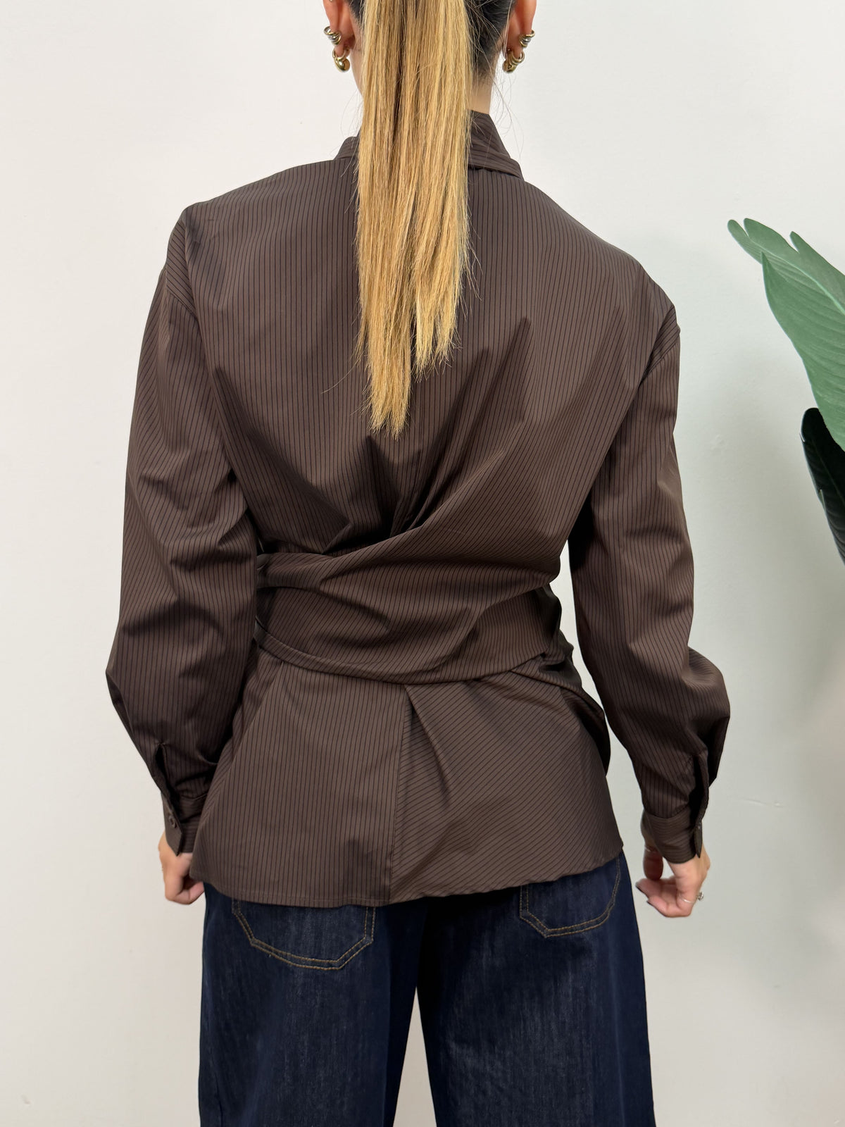 Camicia con nodo sul fianco MyD