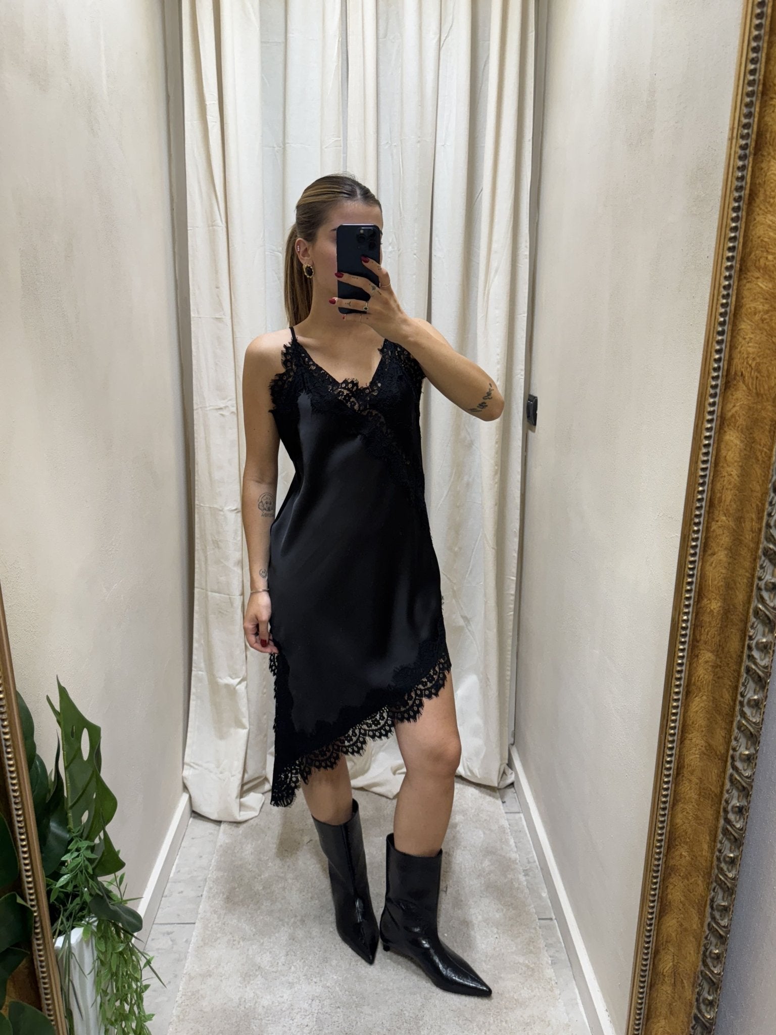 Abito asimmetrico in satin e pizzo HaveOne - GiuGiò | Shop online