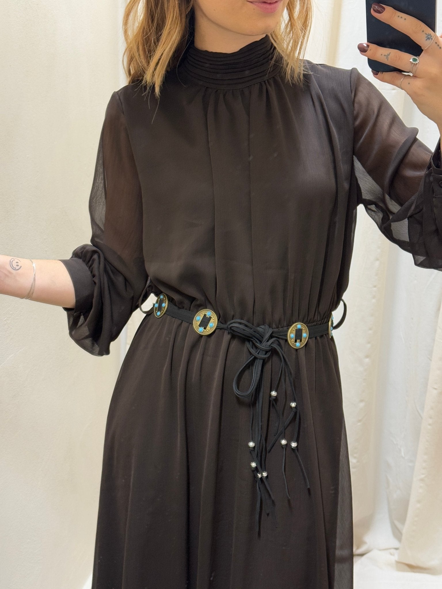 Abito lungo in georgette collo vittoriano Tensione In - GiuGiò | Shop online