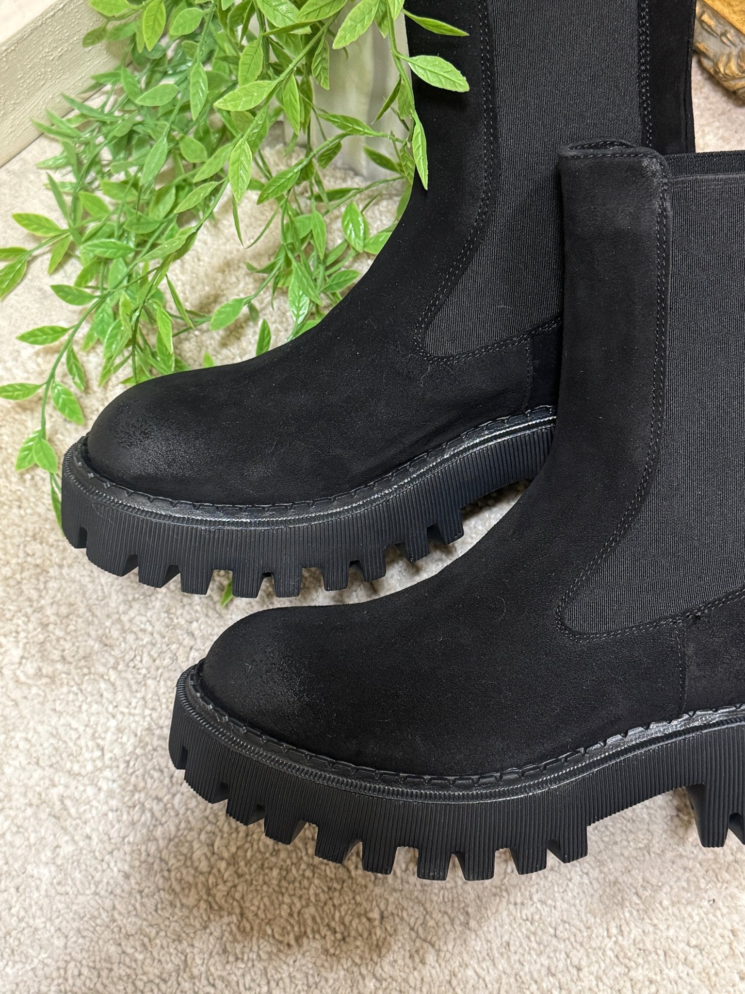 Beatles pelle scamosciata platform Noa - GiuGiò | Shop online