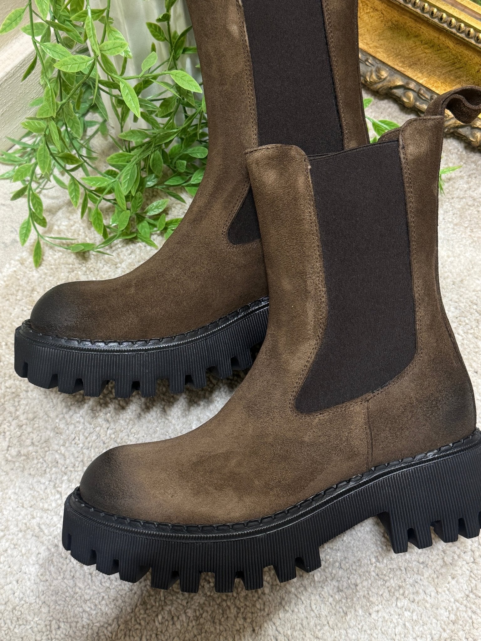 Beatles pelle scamosciata platform Noa - GiuGiò | Shop online