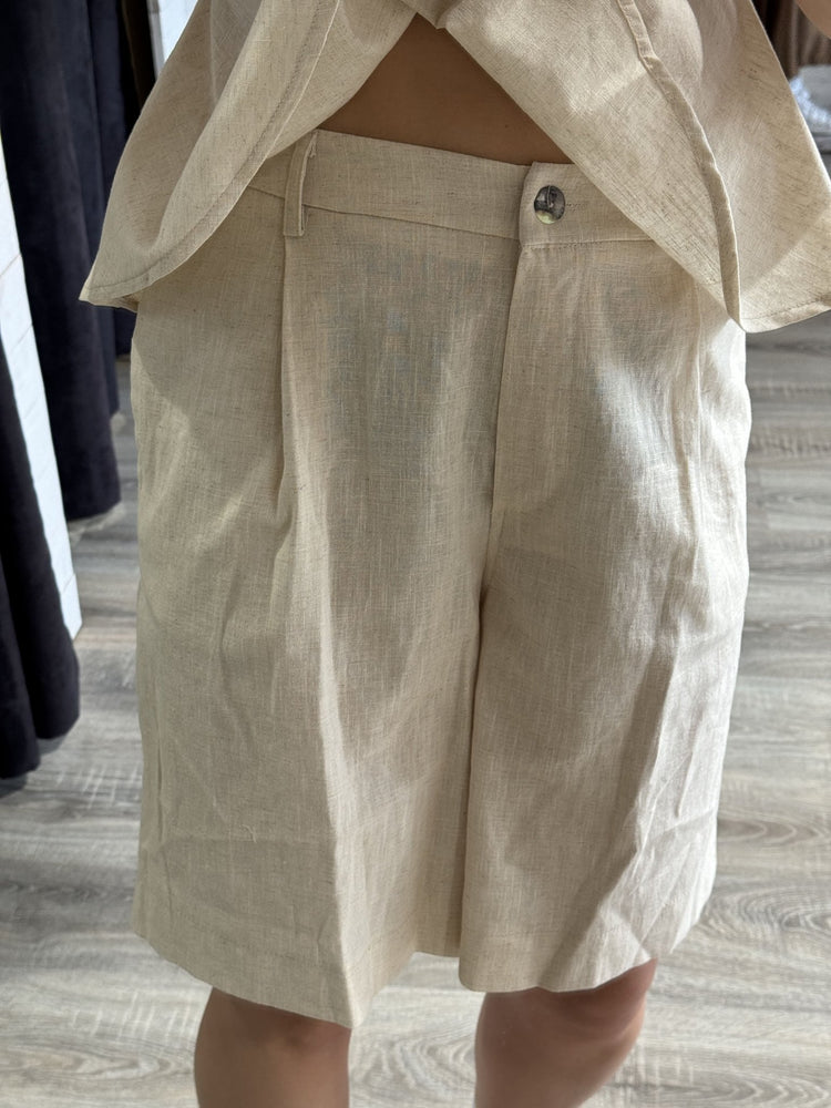 Bermuda in lino con pinces Tensione In - GiuGiò | Shop online