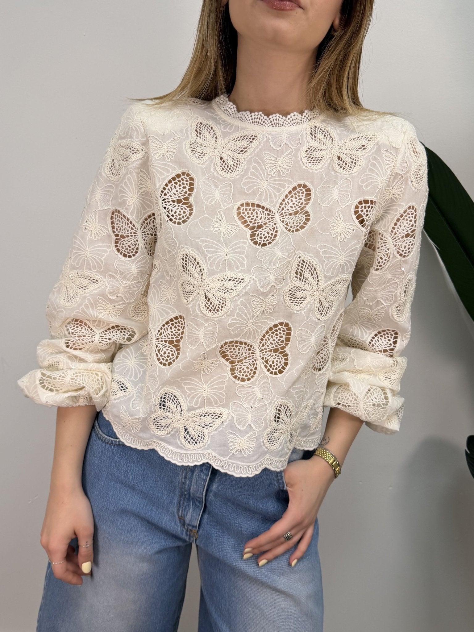 Blusa con ricamo farfalle e paillettes Tensione In - GiuGiò | Shop online