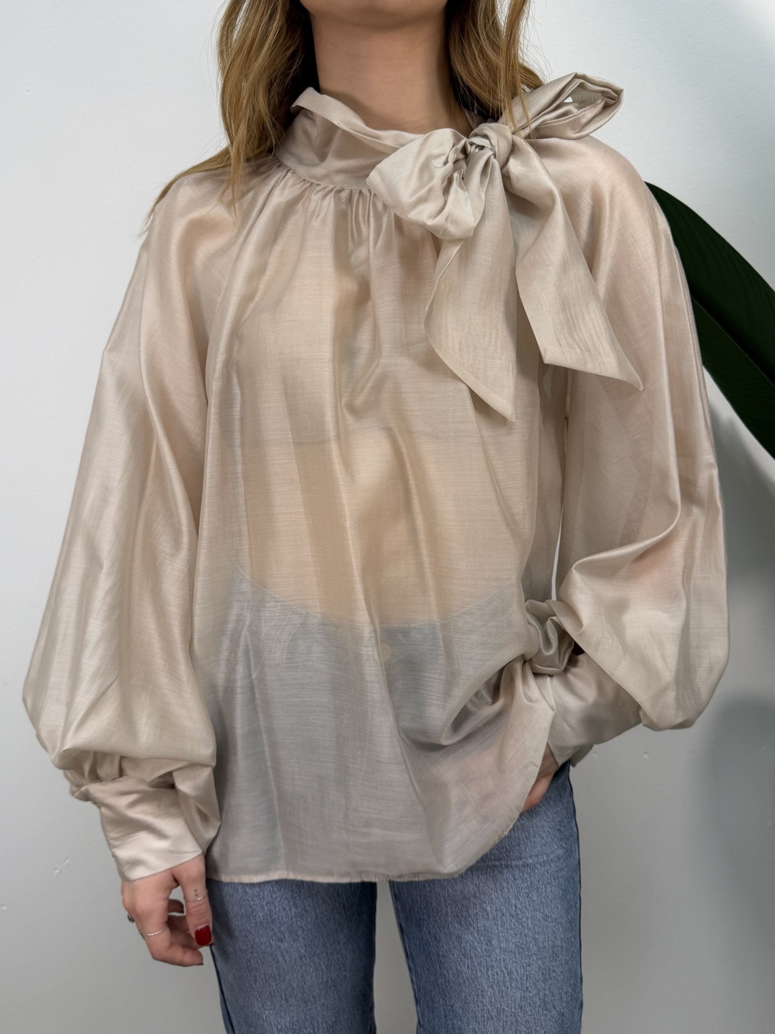 Blusa fiocco in lyocell VICOLO ART. TAB0210 - GiuGiò | Shop online