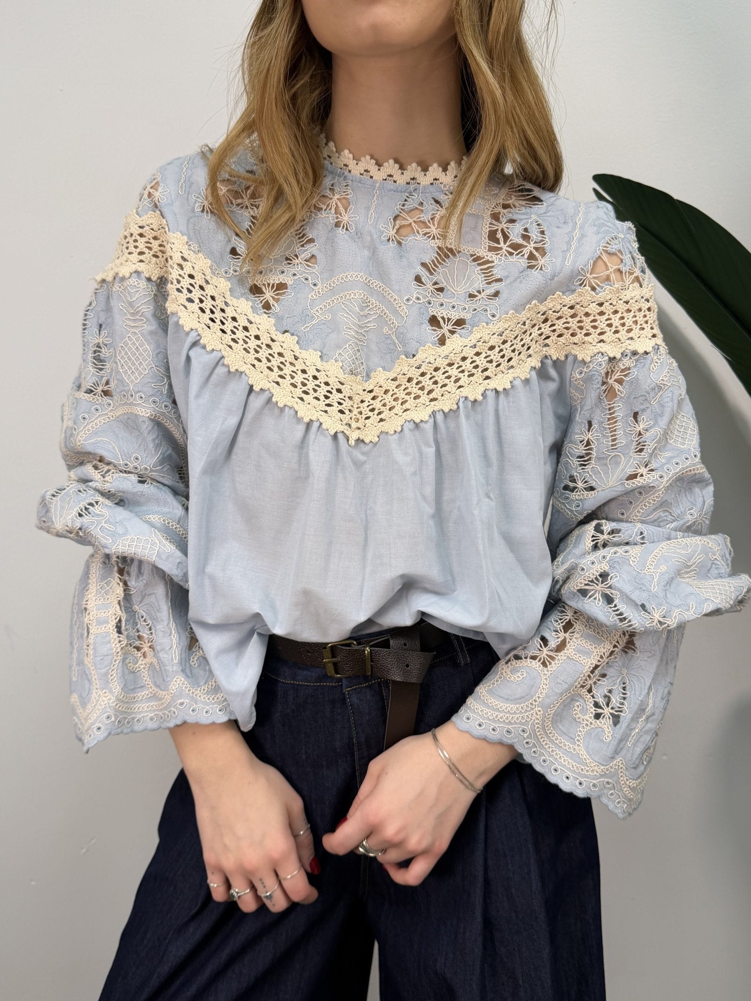 Blusa in sangallo Tensione In - GiuGiò | Shop online