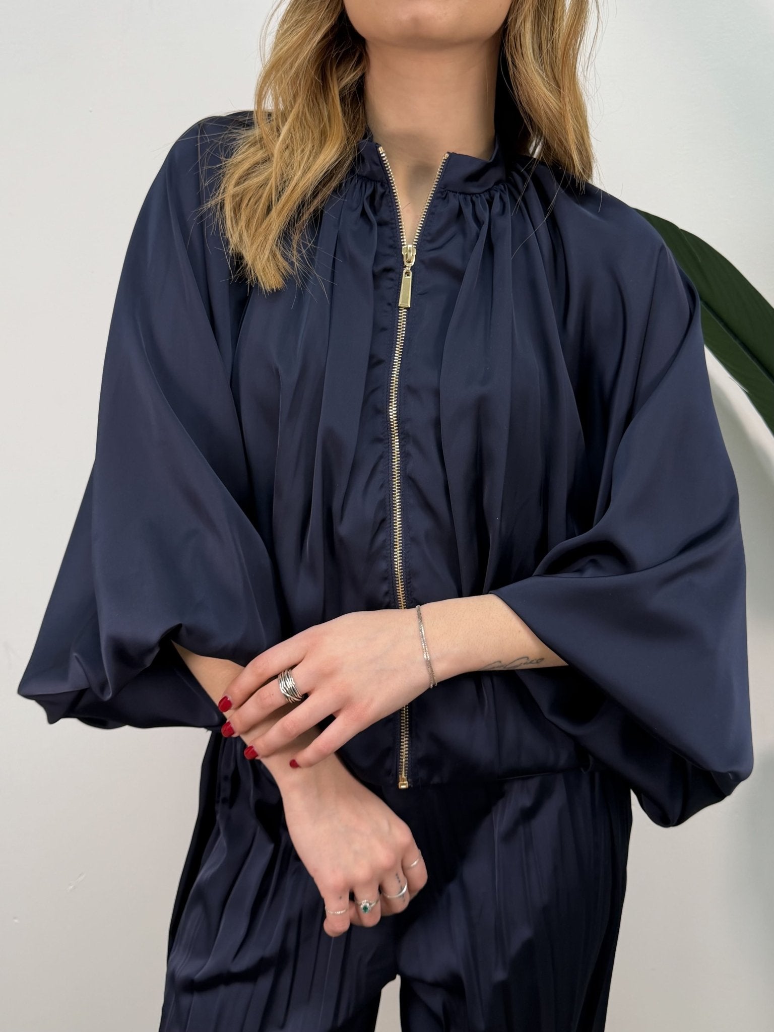 Bomber in raso lucido arricciato con manica raglan VICOLO - GiuGiò | Shop online