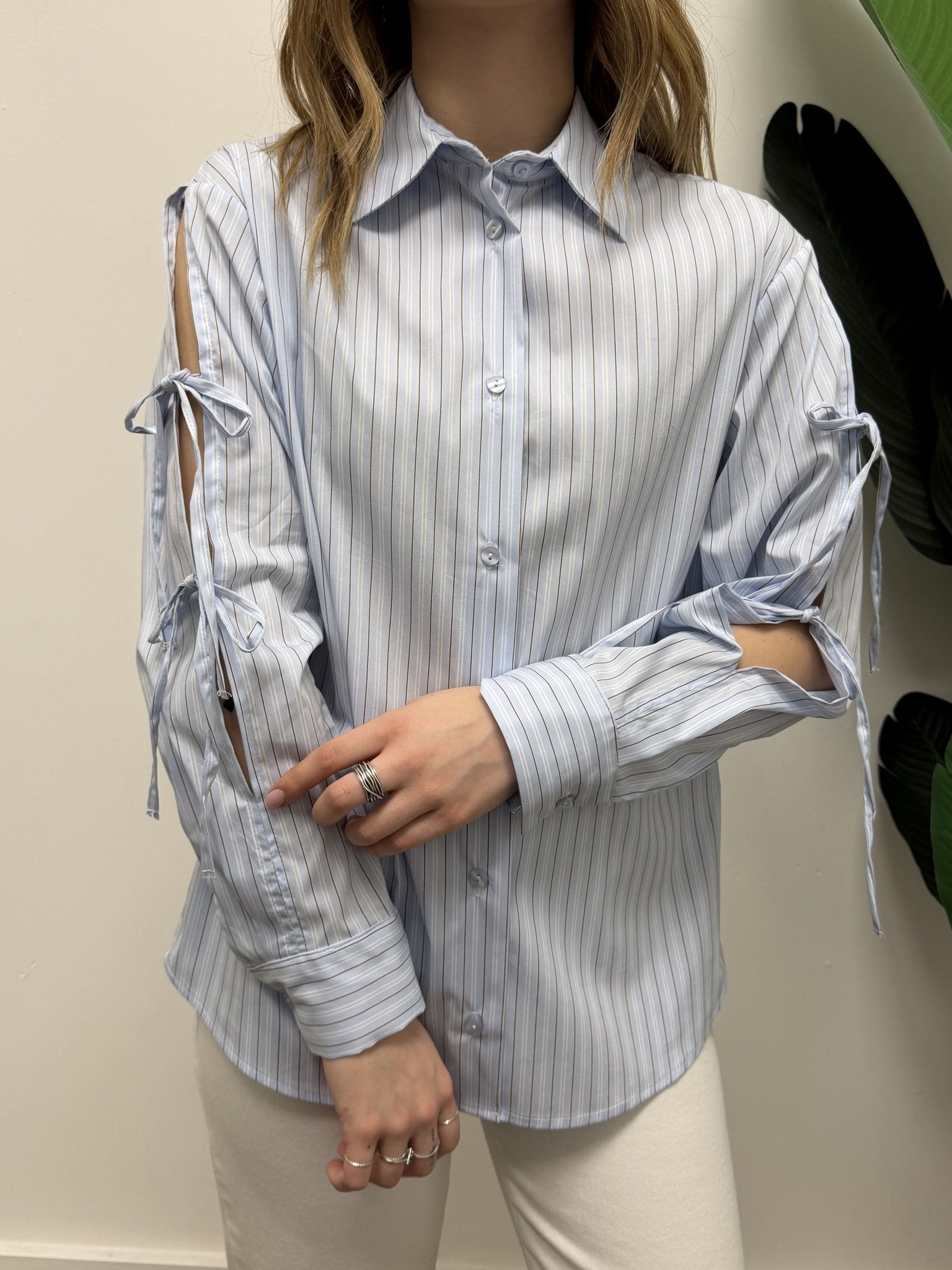 Camicia bacchettata con fiocchi sulle maniche Imperial - GiuGiò | Shop online