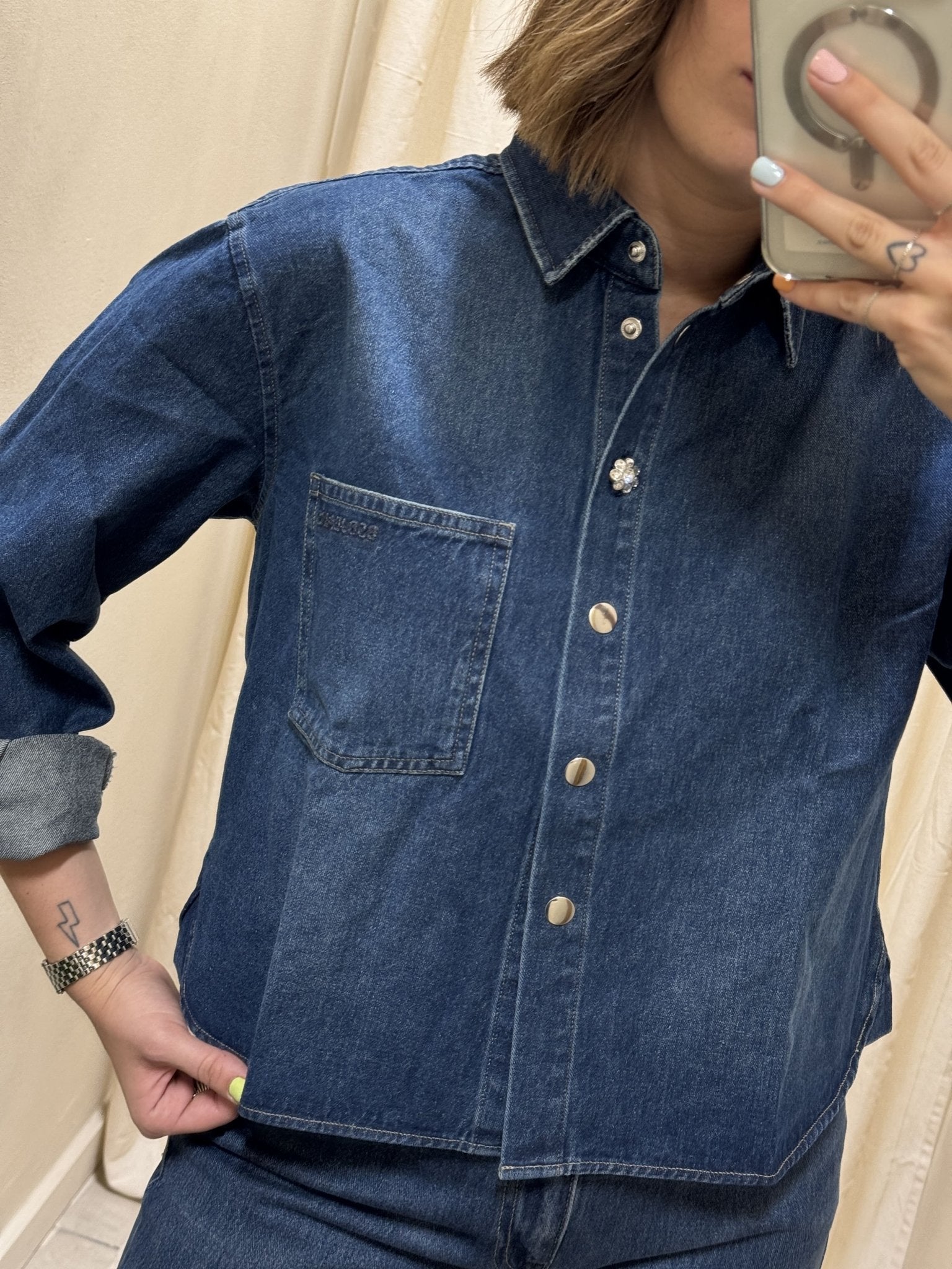 Camicia crop in denim con bottone gioiello BSB - GiuGiò | Shop online