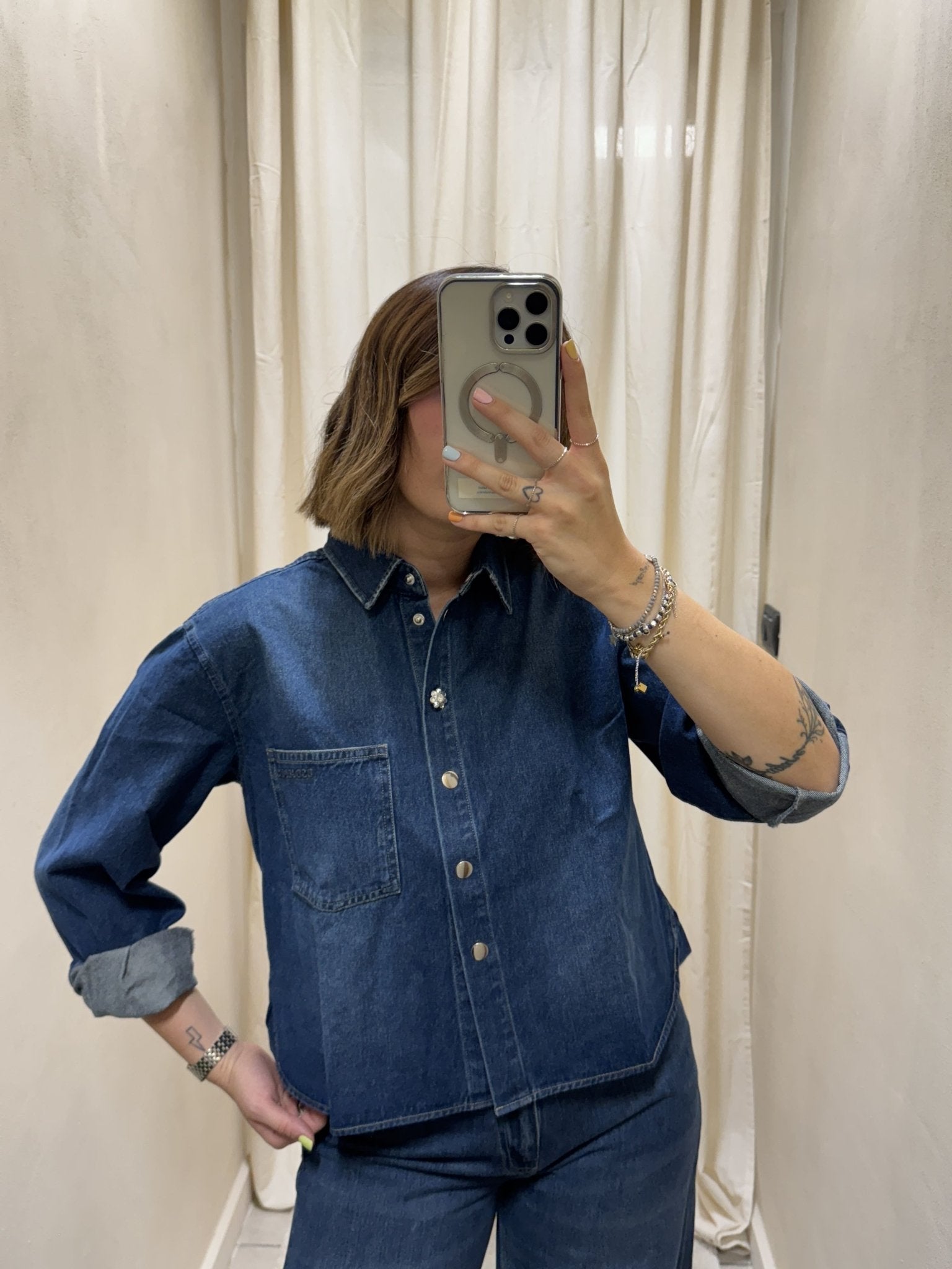 Camicia crop in denim con bottone gioiello BSB - GiuGiò | Shop online