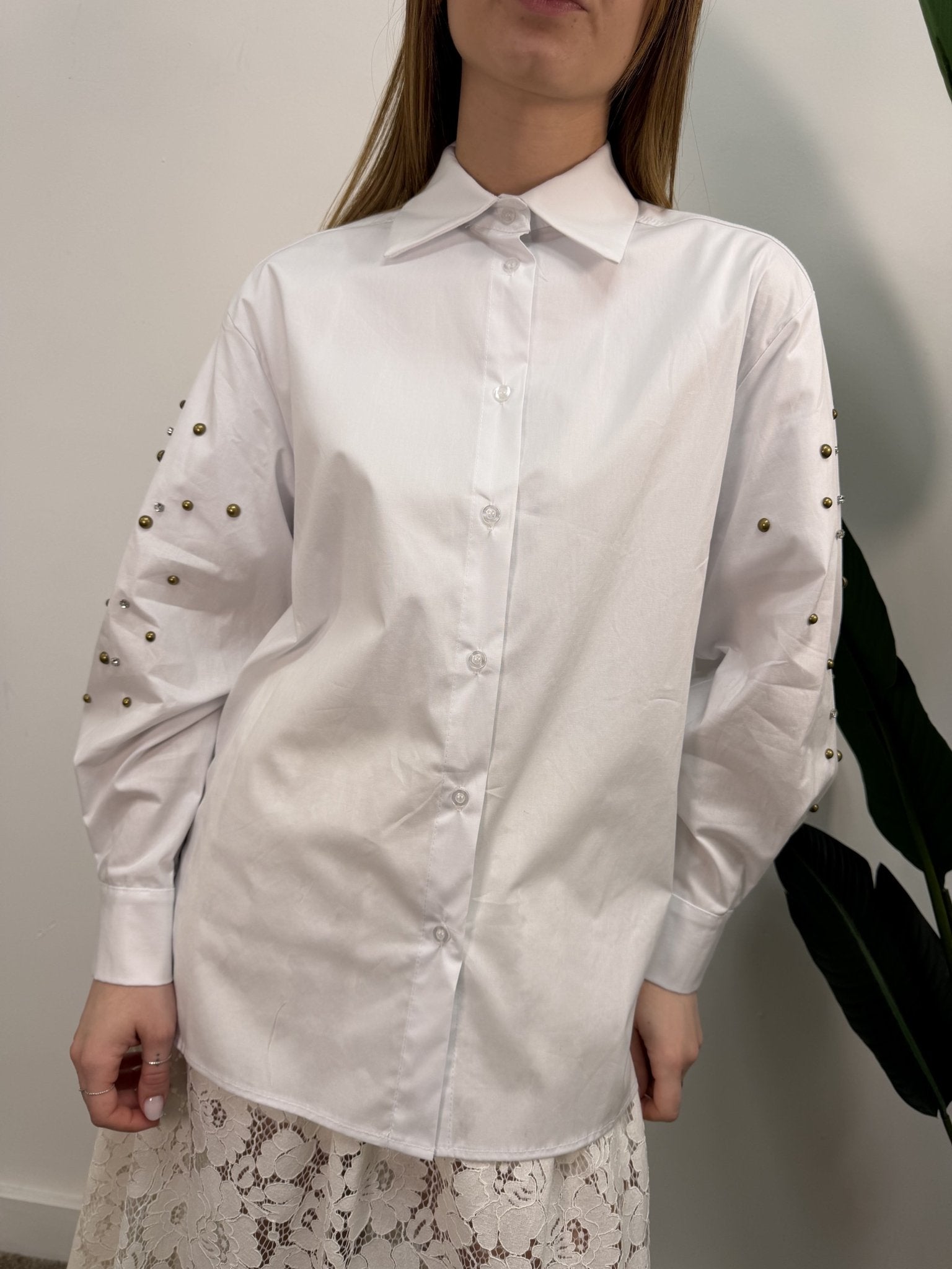 Camicia over con borchie applicate MyD - GiuGiò | Shop online