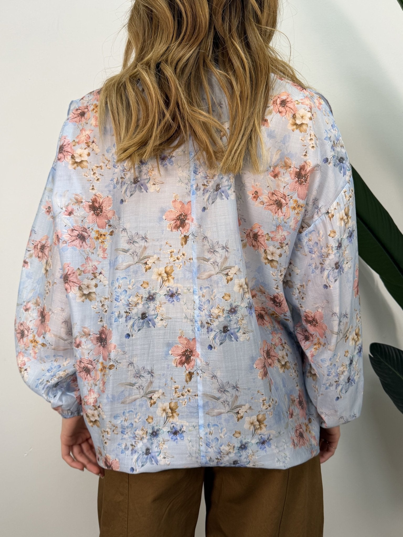 Camicia scollo V con rouches stampa fiori Susy Mix - GiuGiò | Shop online