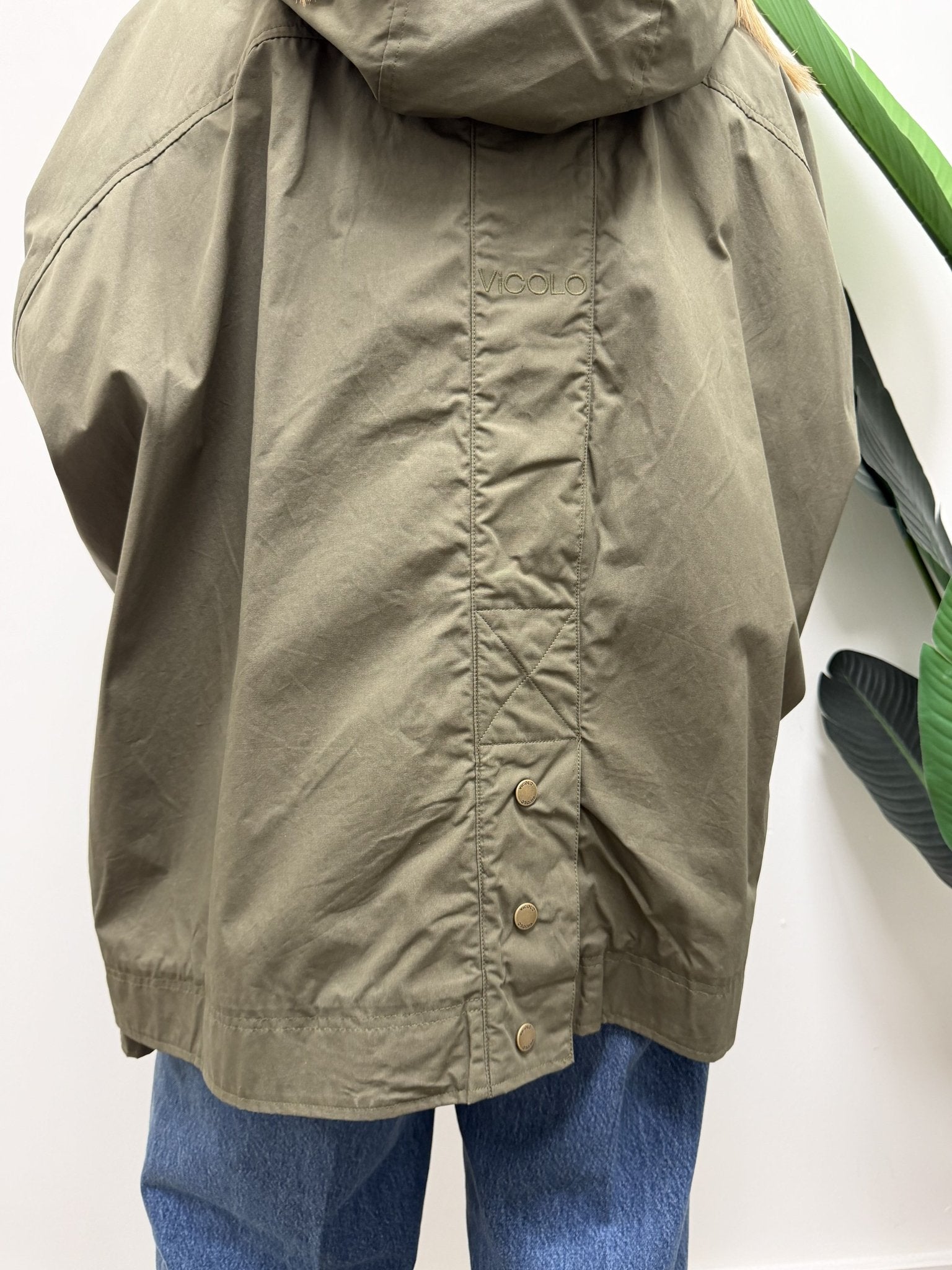 Cappa cerata con cappuccio VICOLO - GiuGiò | Shop online