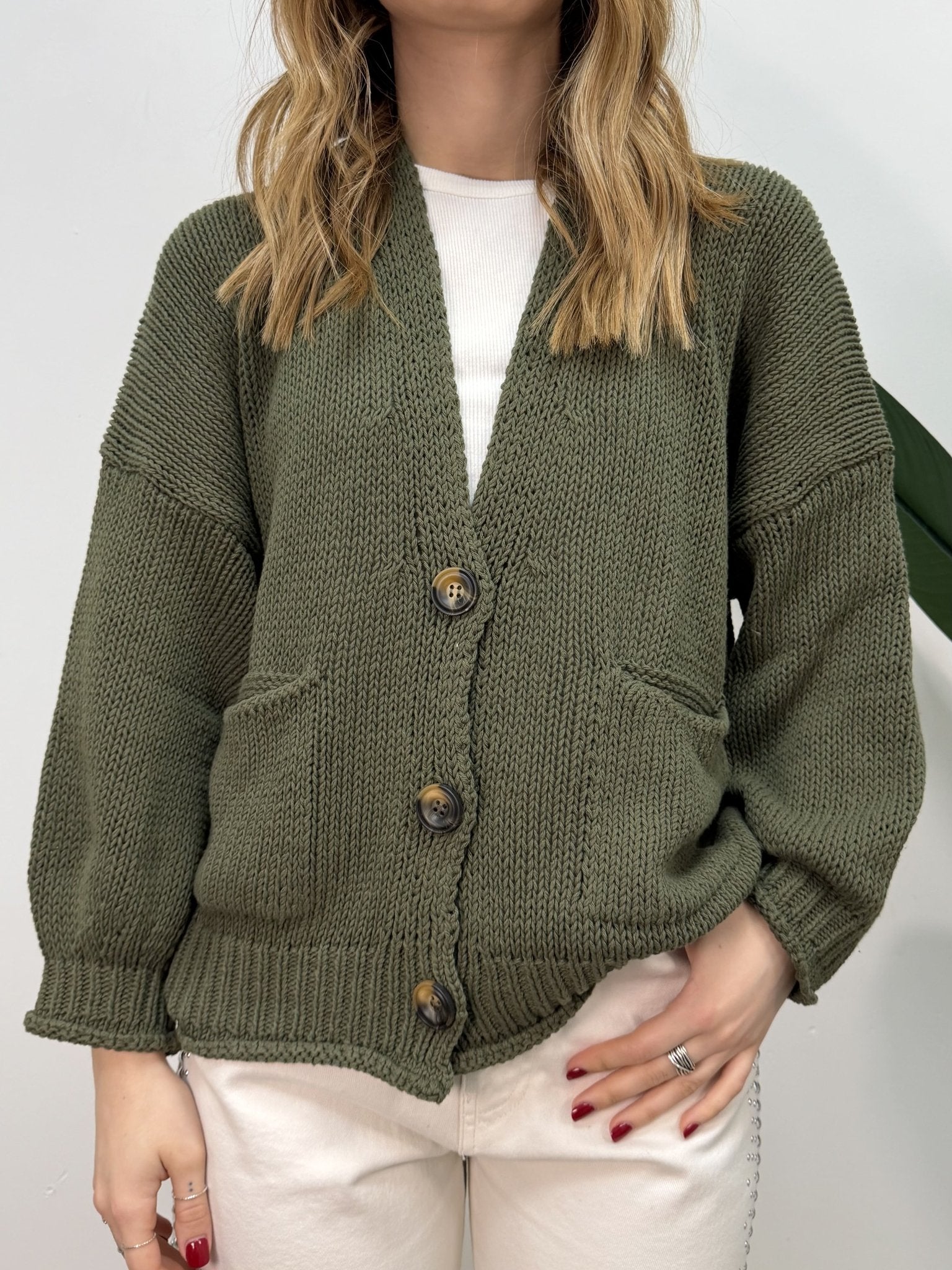 Cardigan scollo V tasche e bottoni VICOLO - GiuGiò | Shop online