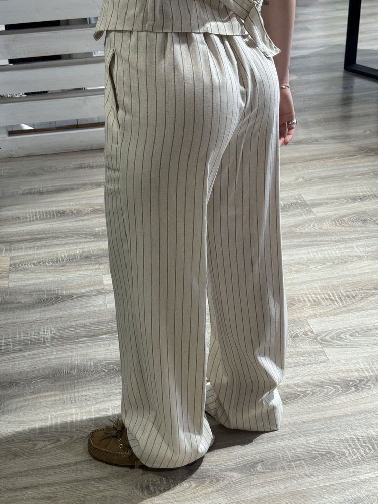 Completo gessato gilet+pantalone con spilla Susy Mix - GiuGiò | Shop online